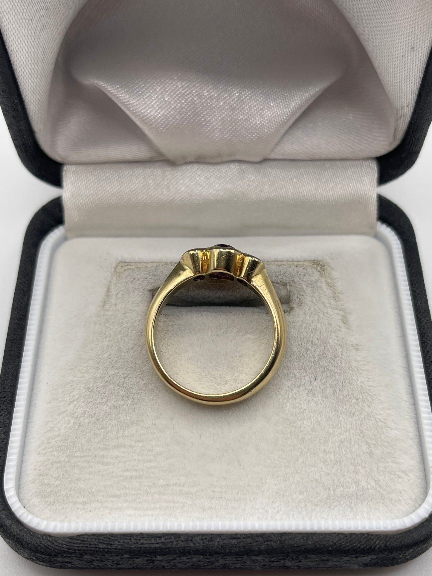 9ct gold amethyst ring