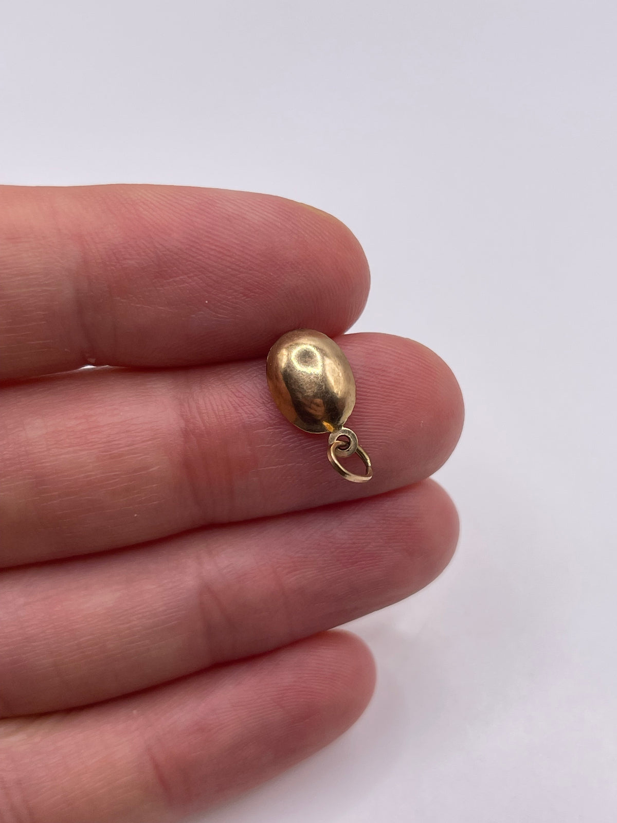 9ct gold coffee bean charm