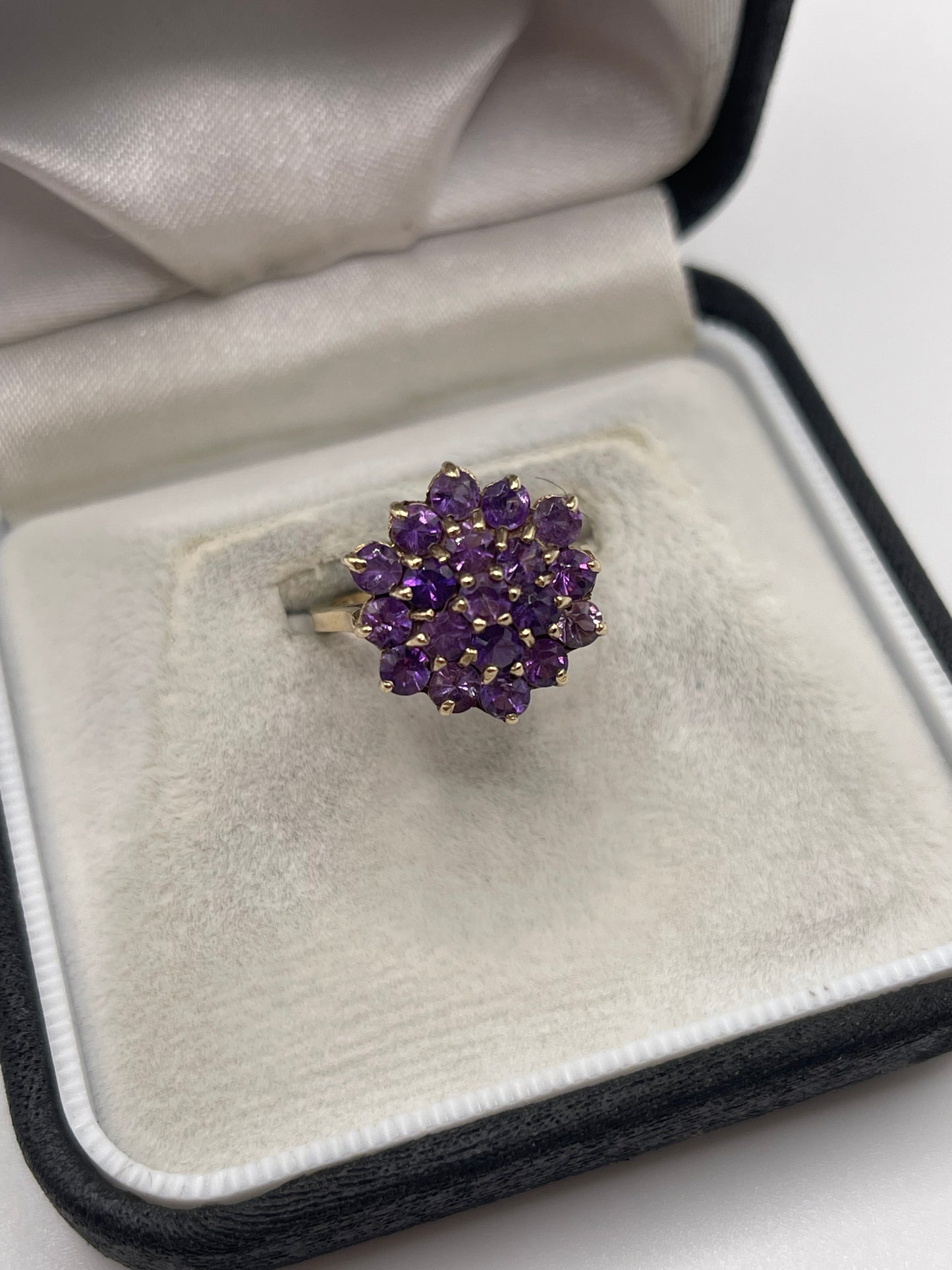 9ct gold amethyst cluster ring
