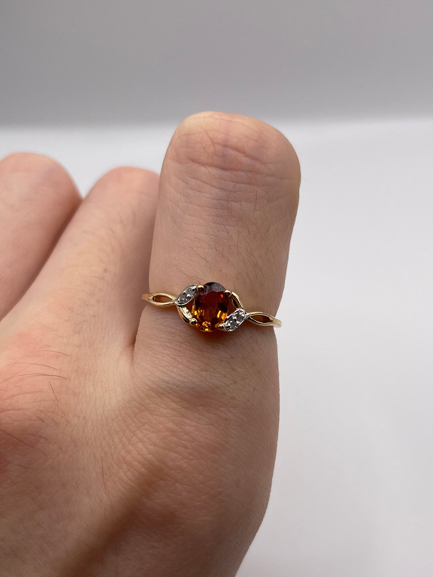 9ct gold citrine and diamond ring