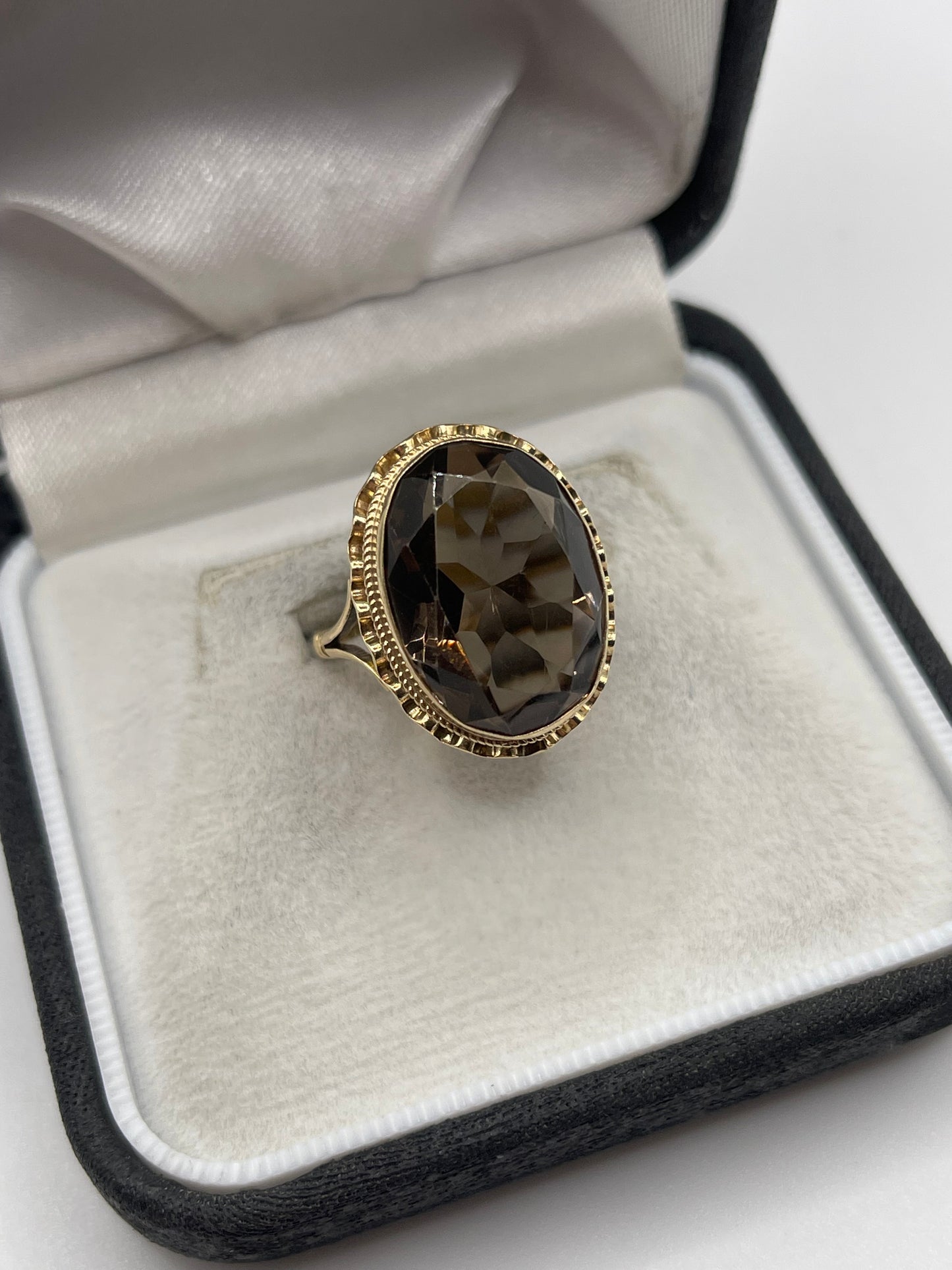 9ct gold Smokey quartz ring