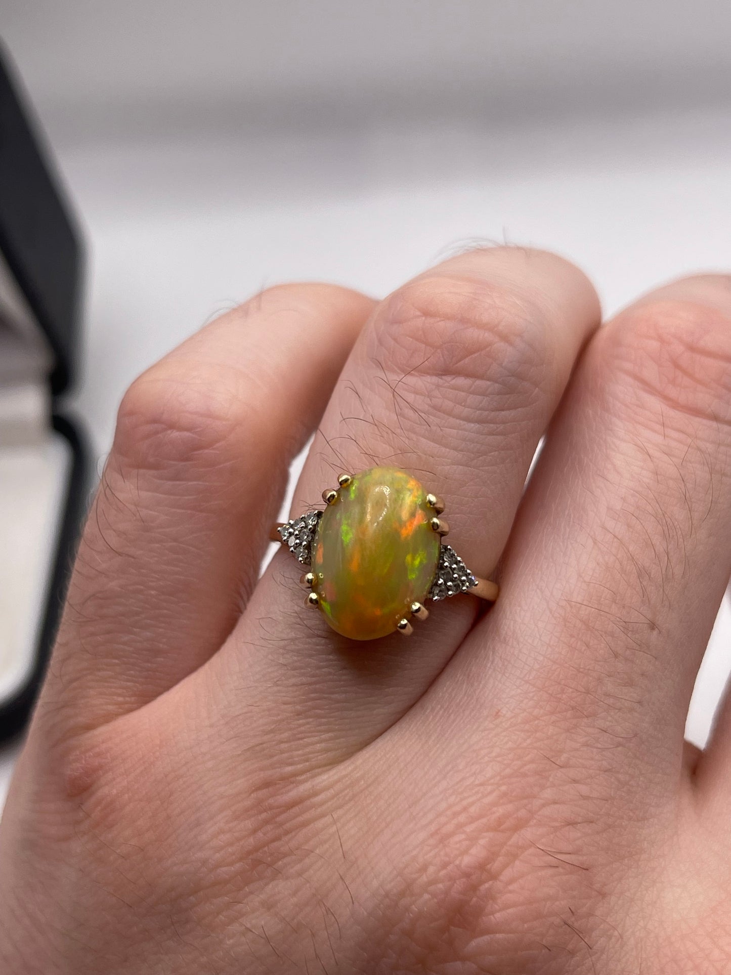 14ct gold opal and diamond ring