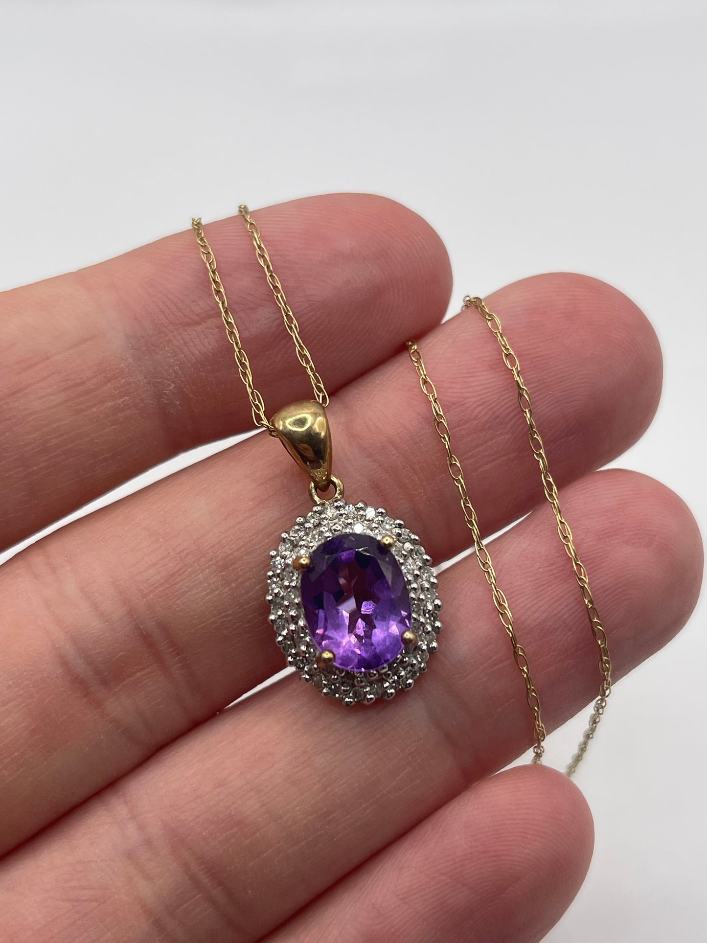 9ct gold amethyst and diamond necklace