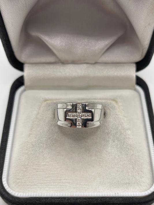 9ct white gold diamond ring
