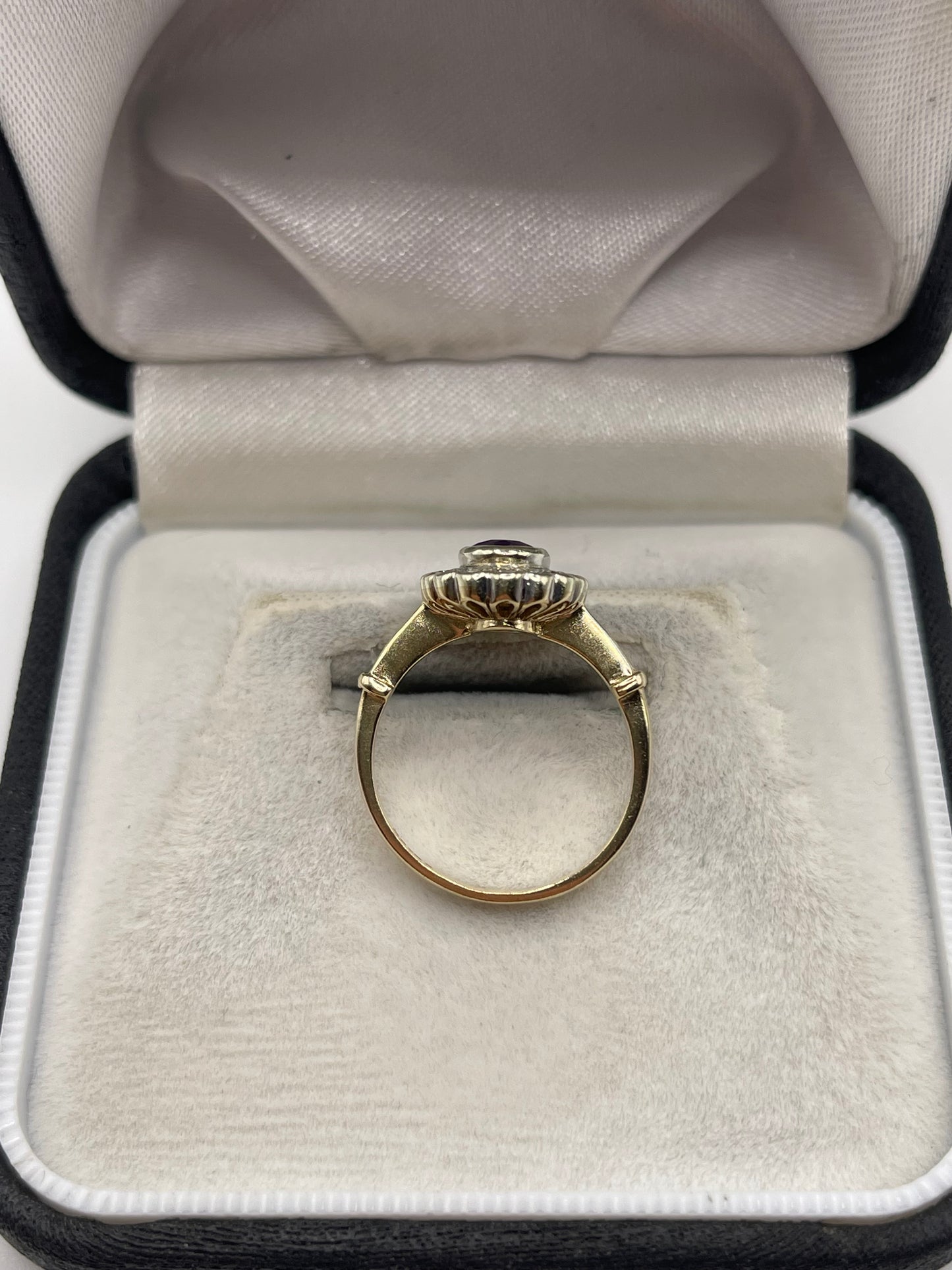 9ct gold amethyst and diamond ring