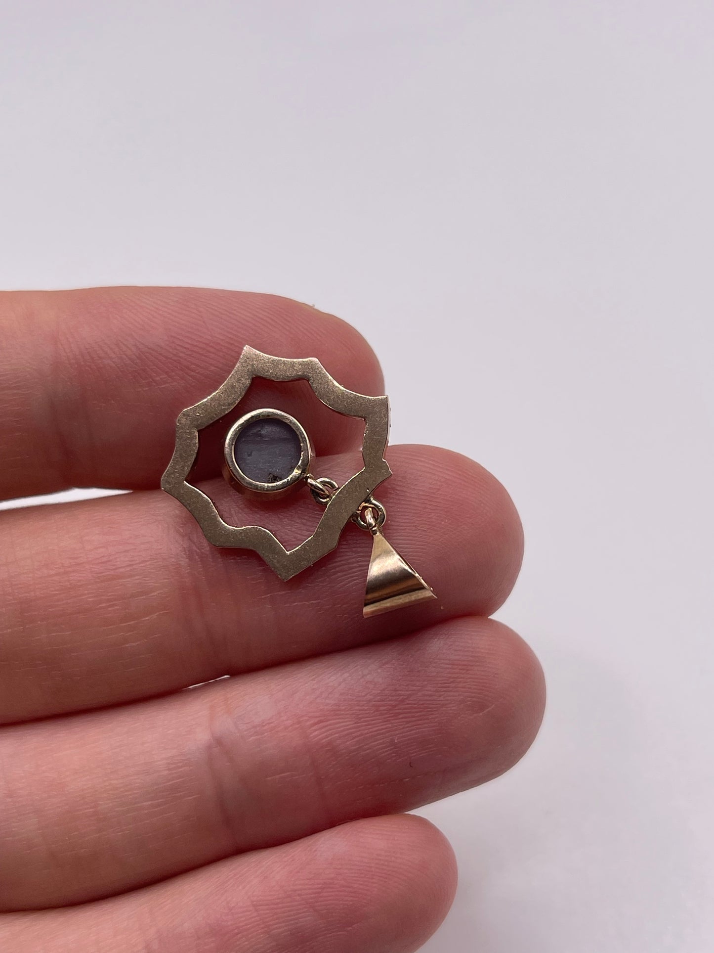 9ct rose gold star sapphire pendant