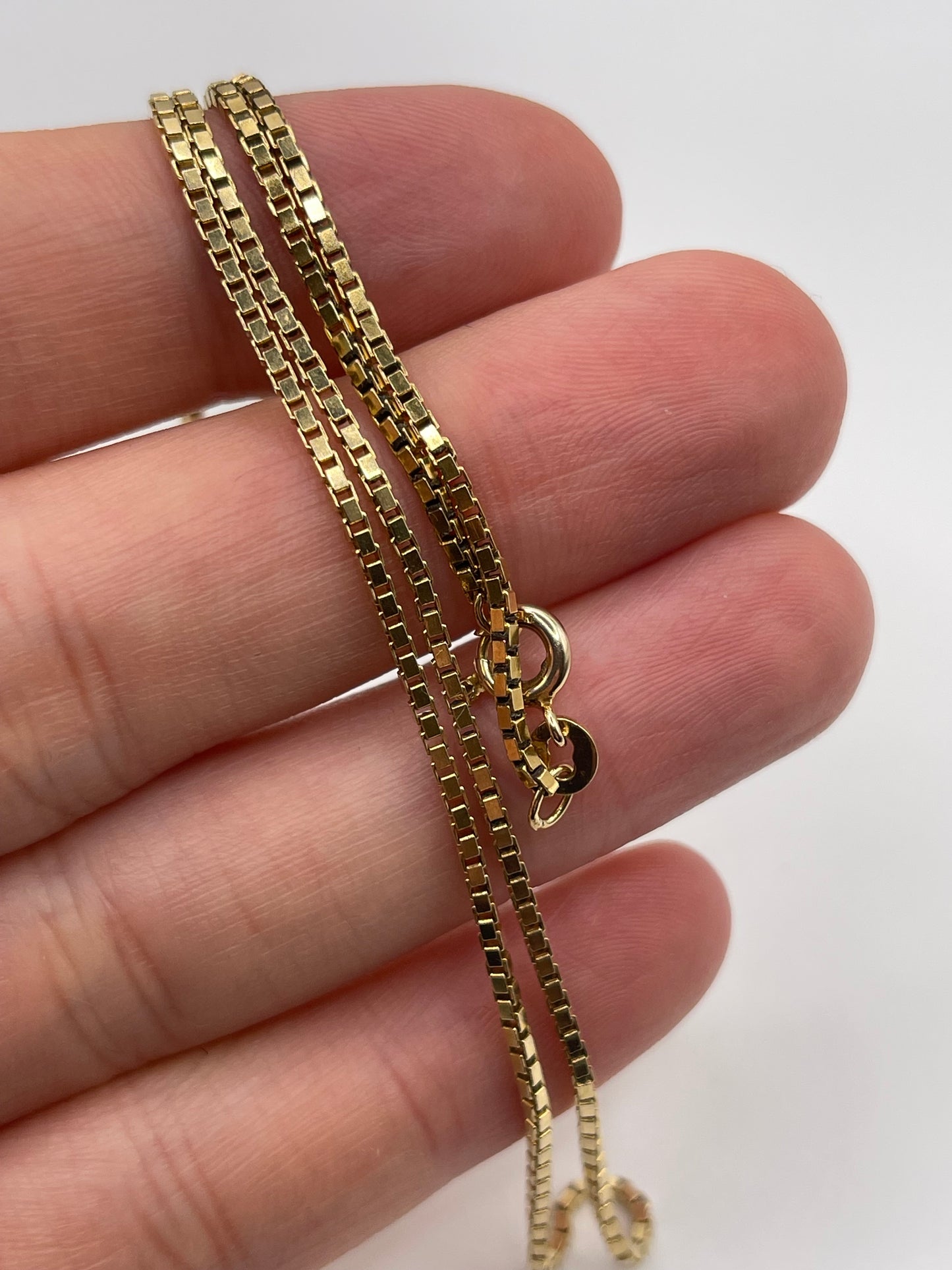 9ct gold chain 214