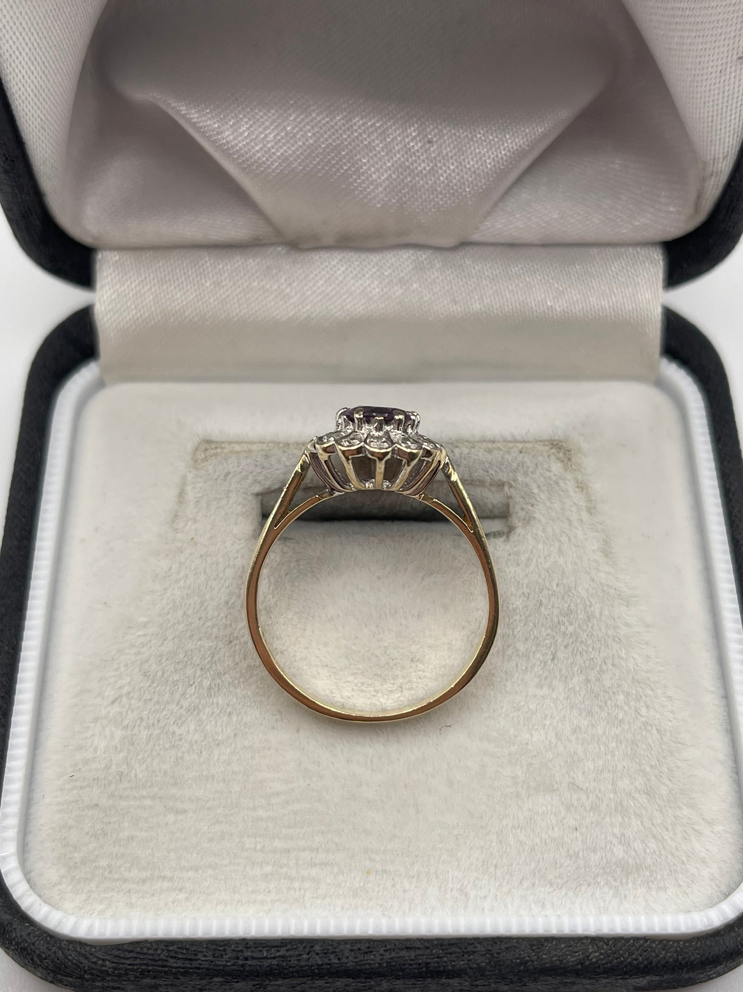 9ct gold amethyst and diamond ring