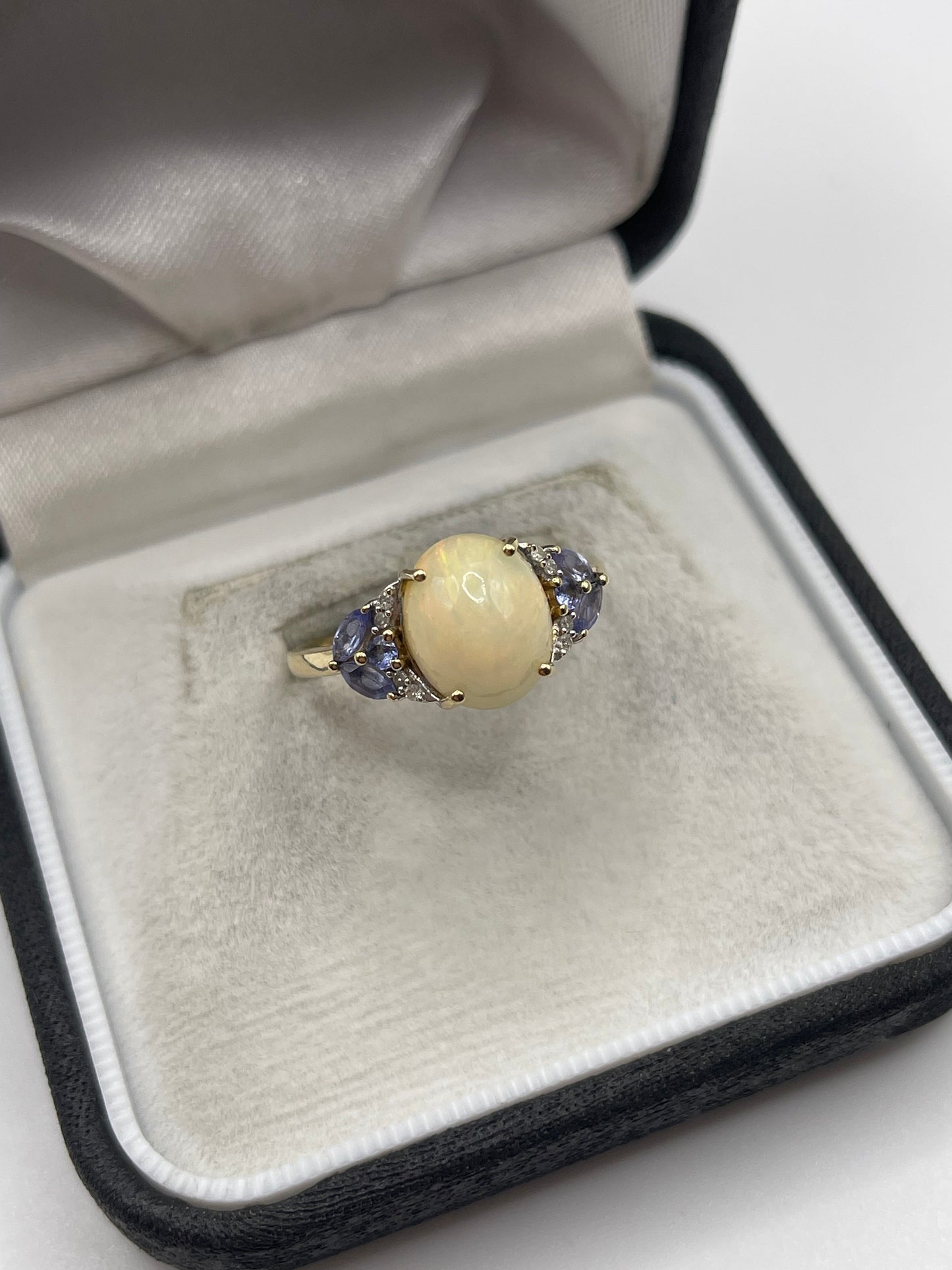 9ct gold opal, tanzanite and diamond ring