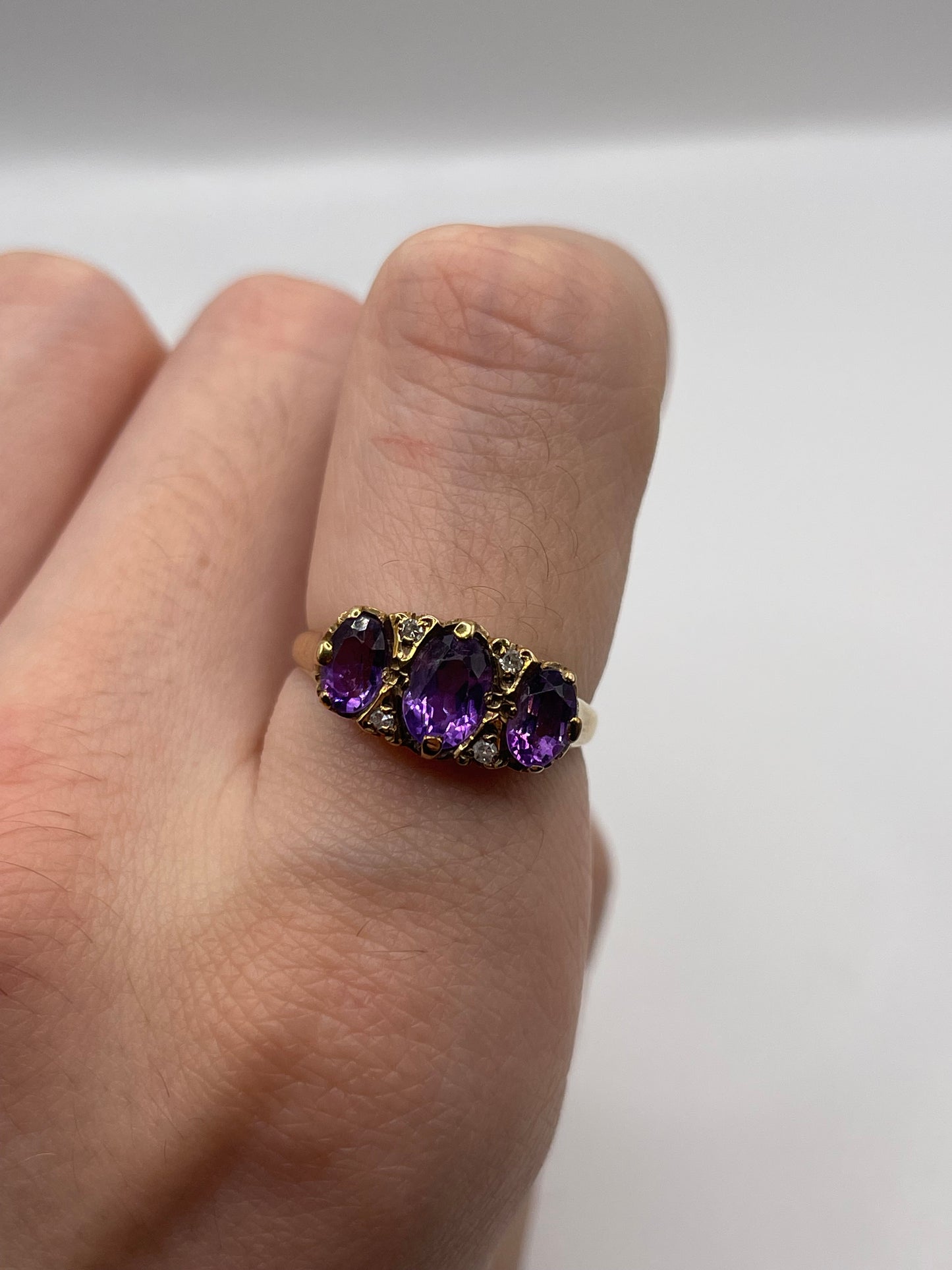 9ct gold amethyst and diamond ring