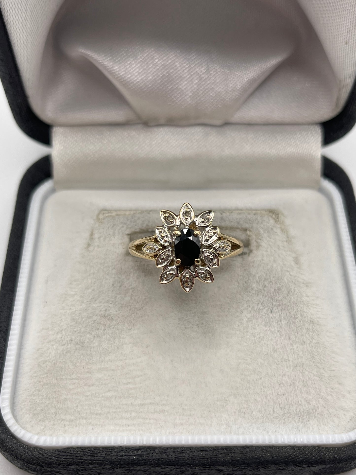 9ct gold sapphire and diamond ring