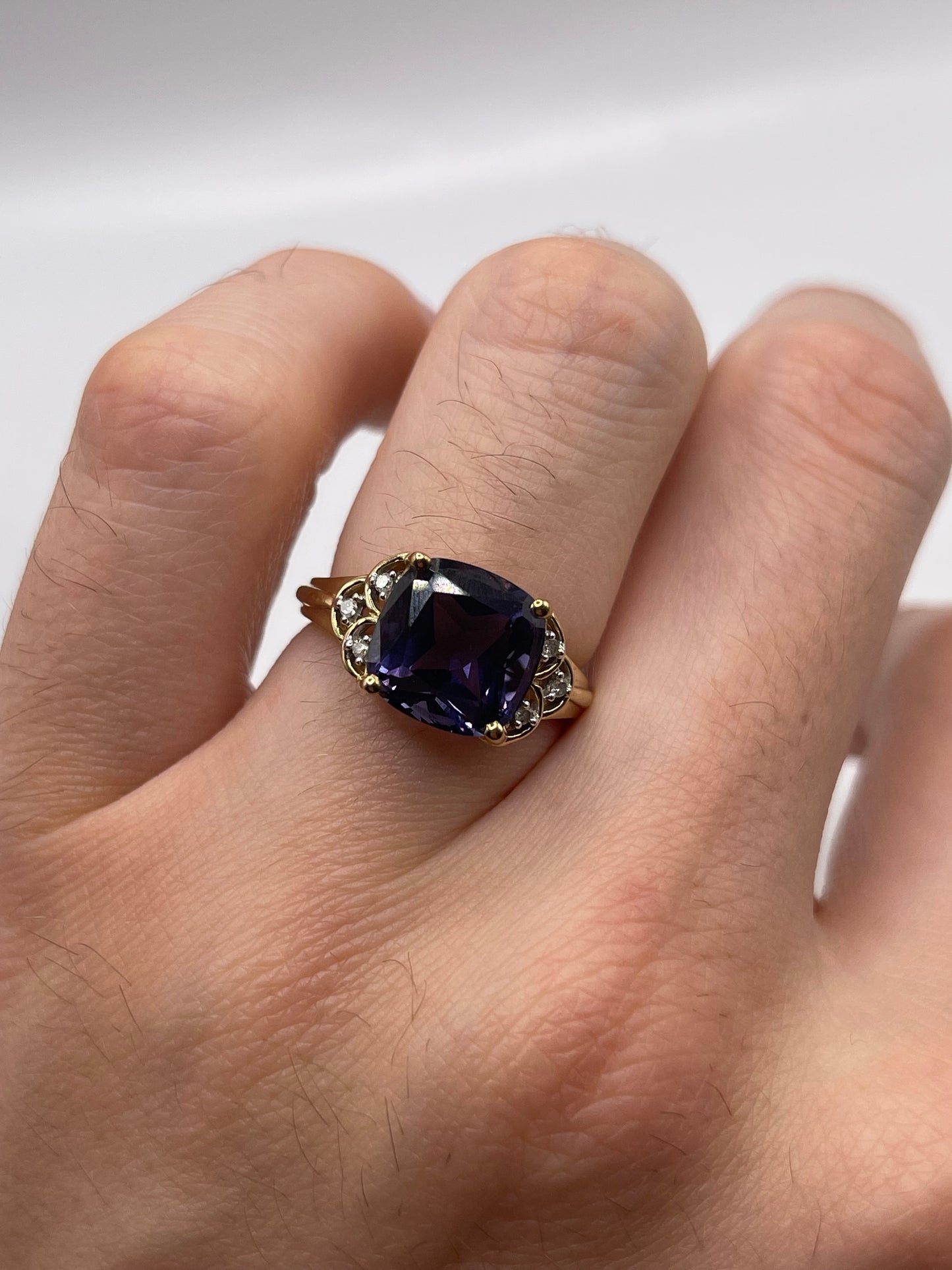 9ct gold iolite and diamond ring