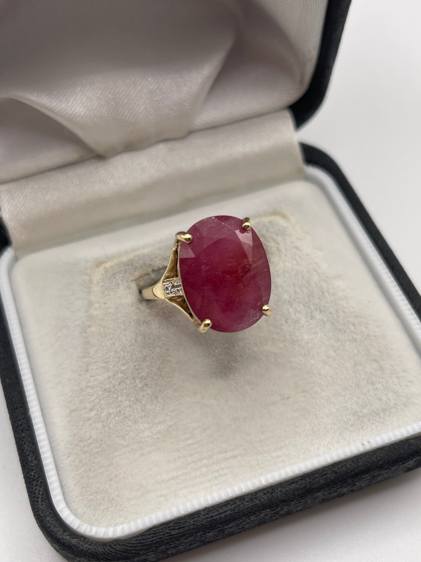 9ct gold ruby and diamond ring