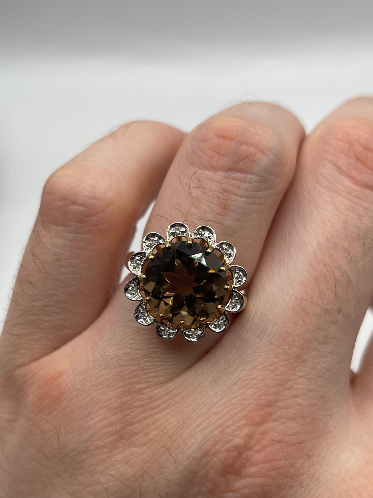 9ct gold Smokey quartz and diamond ring