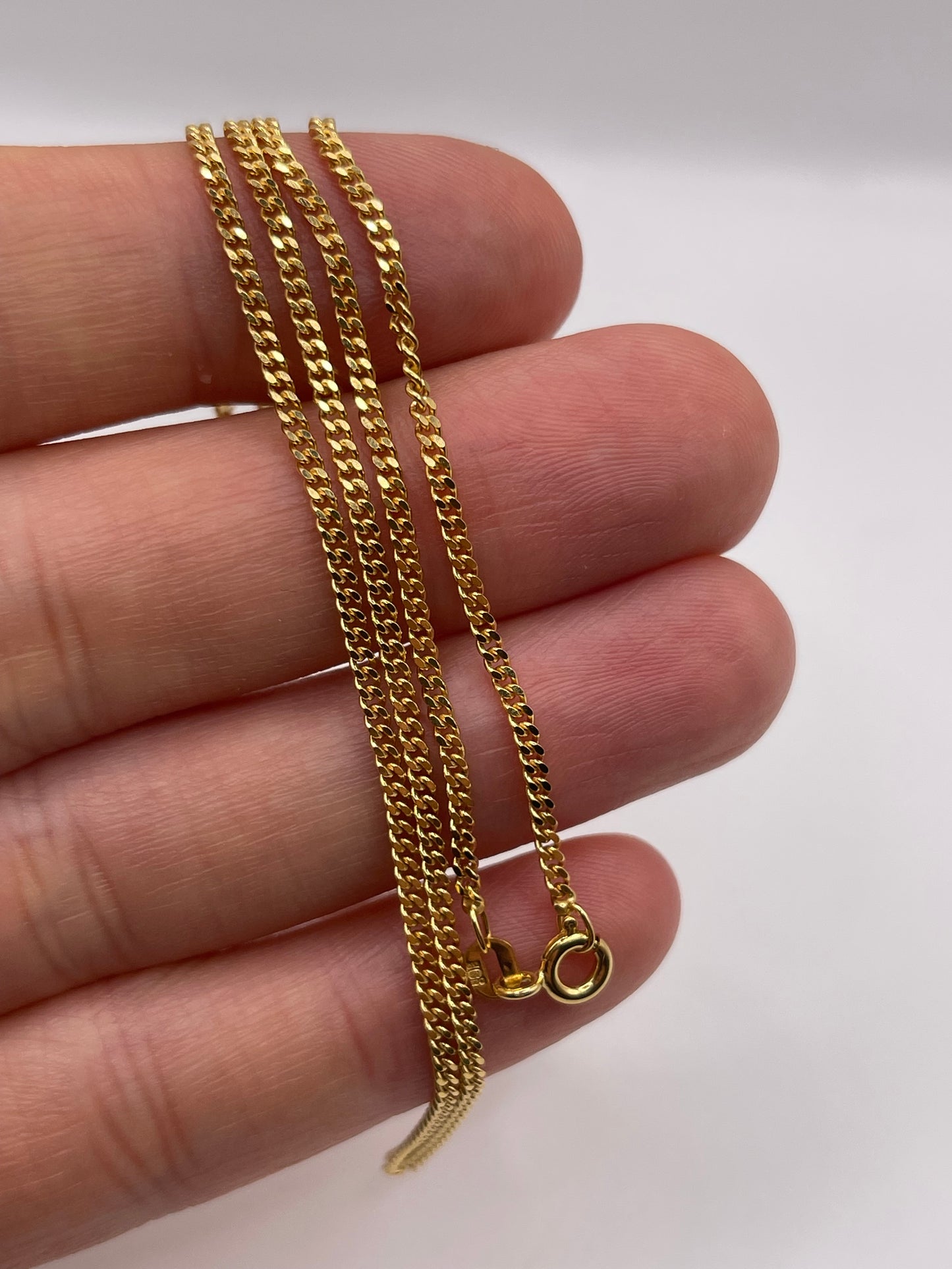 9ct gold chain 524