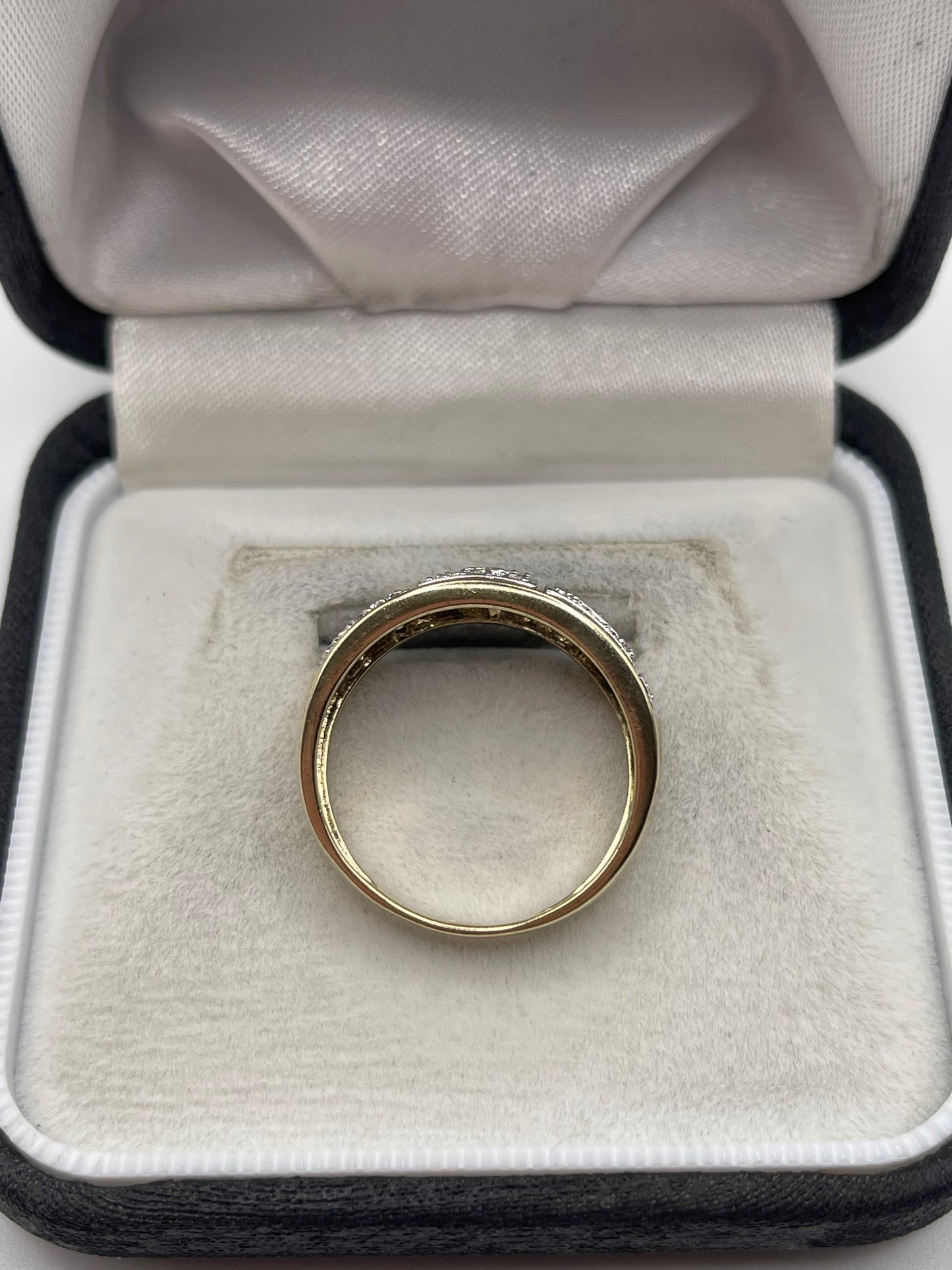 9ct gold diamond Greek key ring