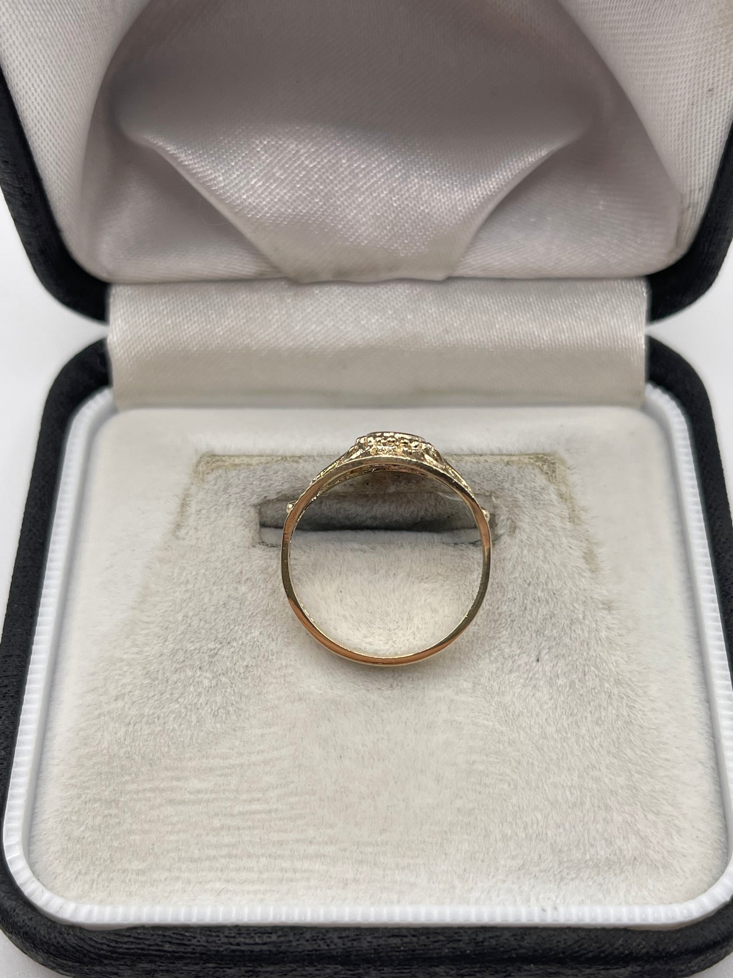 9ct gold amethyst ring