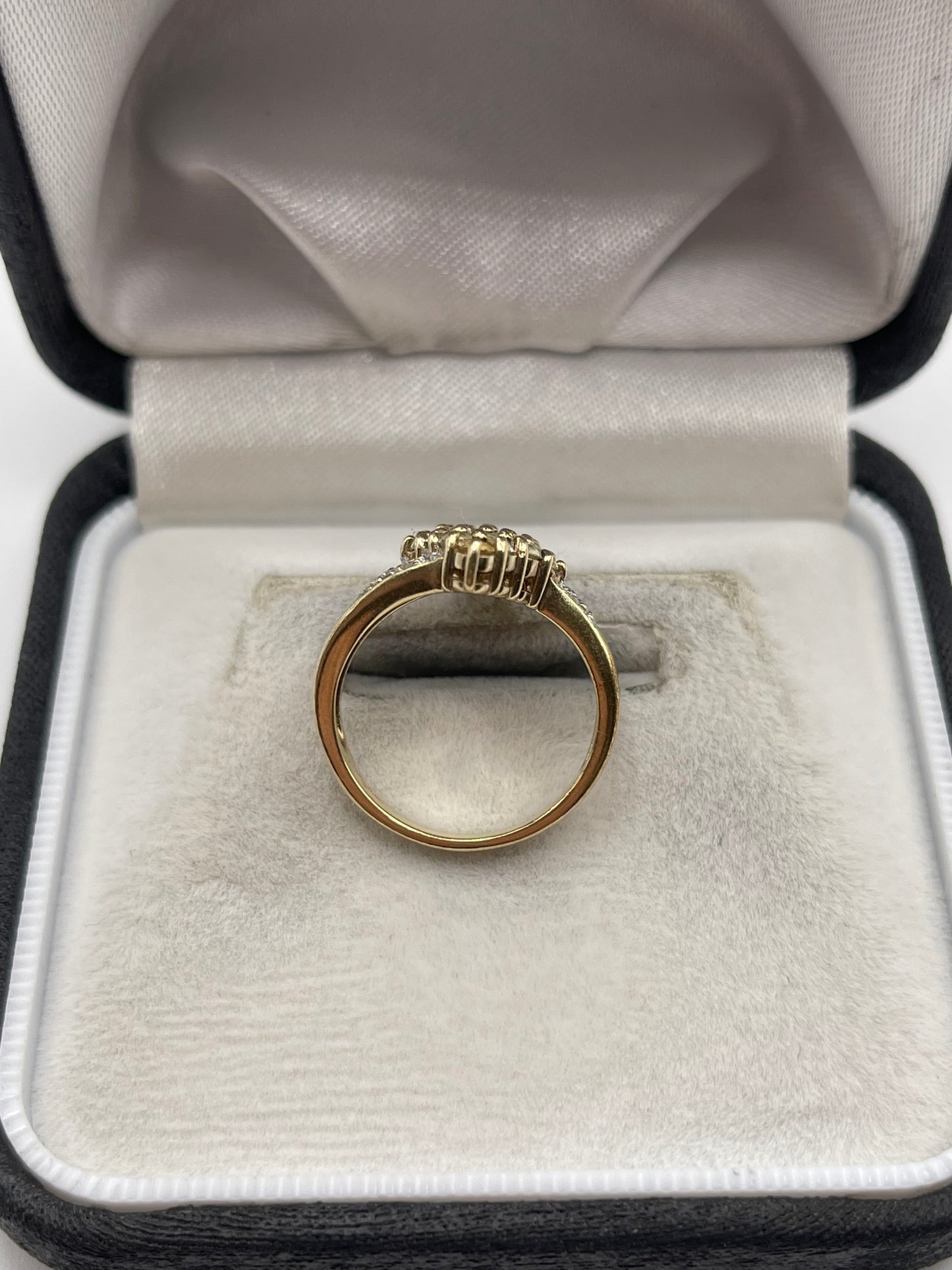 9ct gold quartz and diamond ring