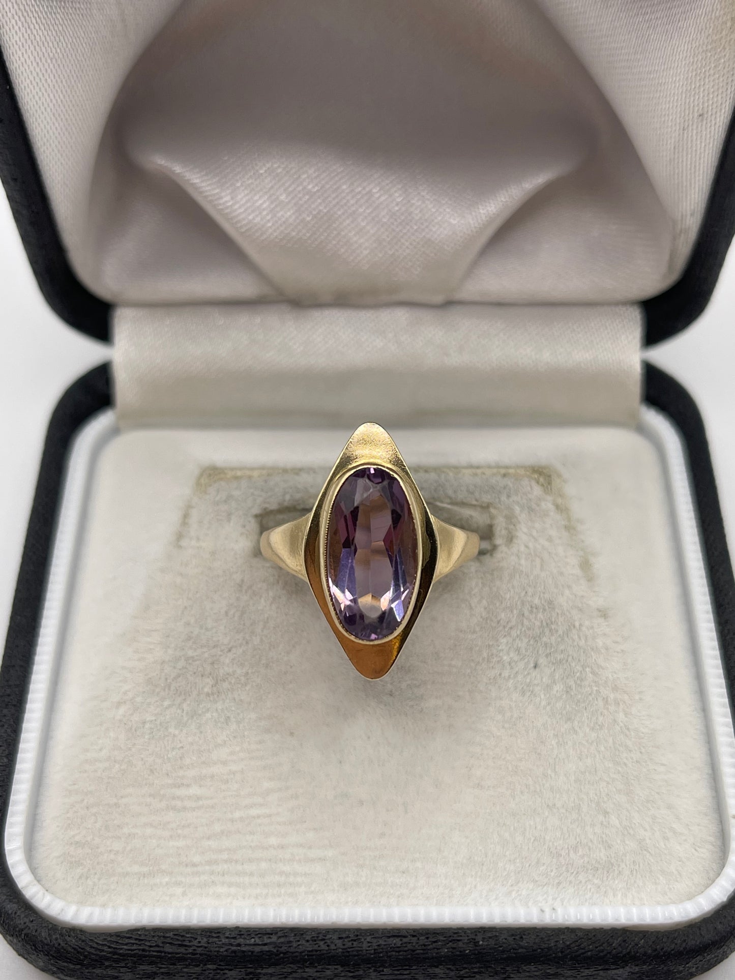 9ct gold amethyst ring