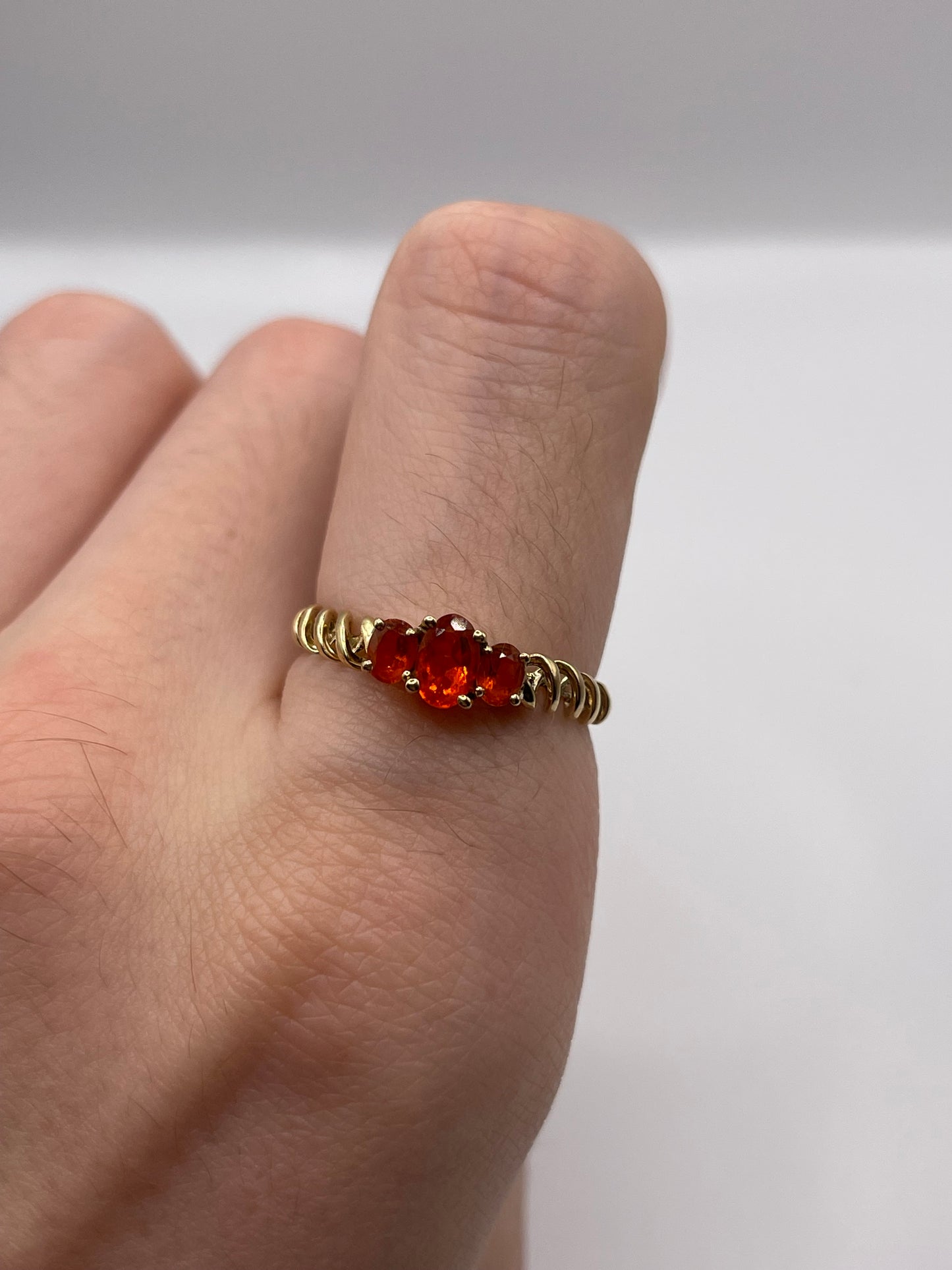 9ct gold fire opal ring
