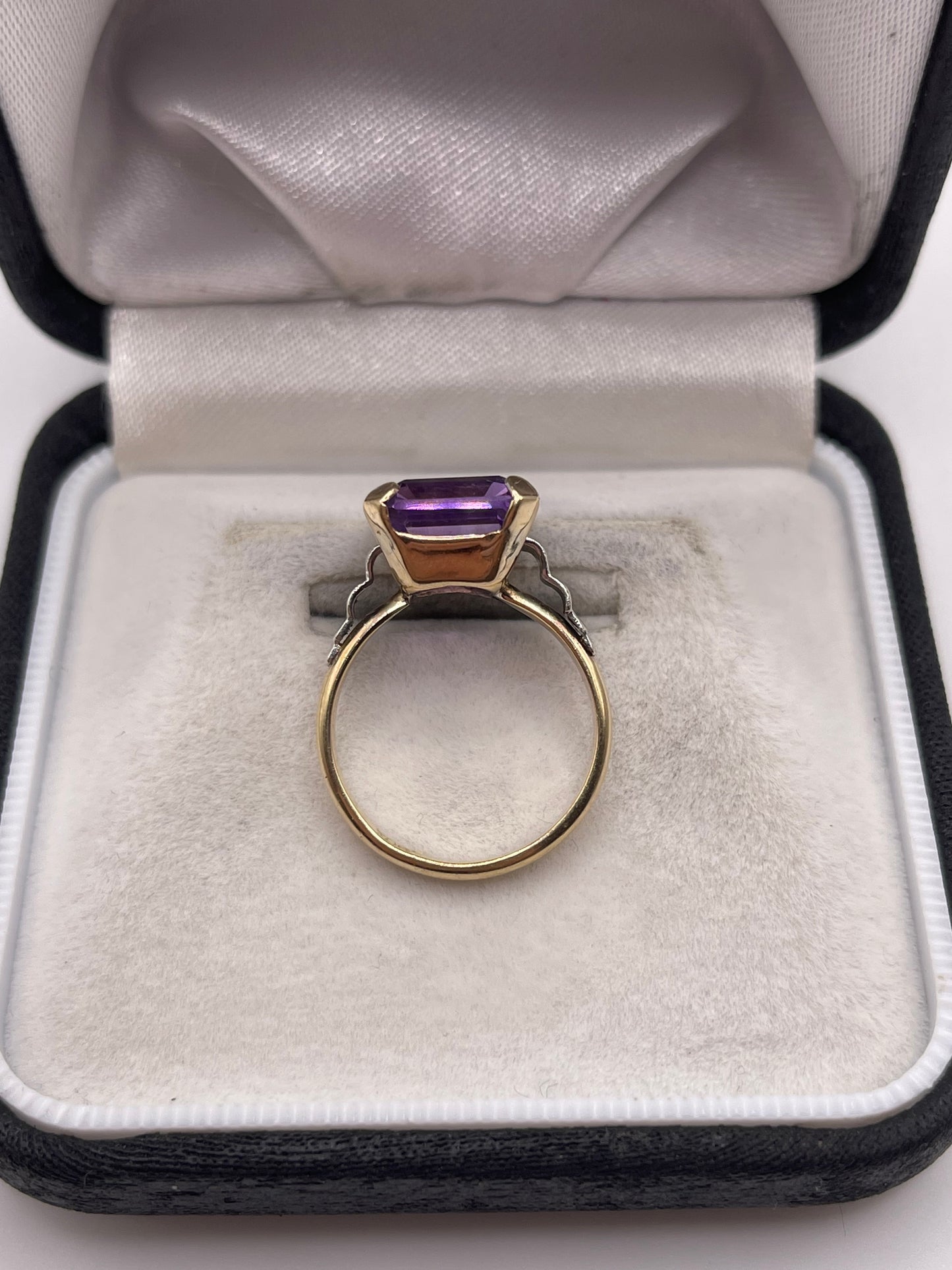 9ct gold amethyst ring
