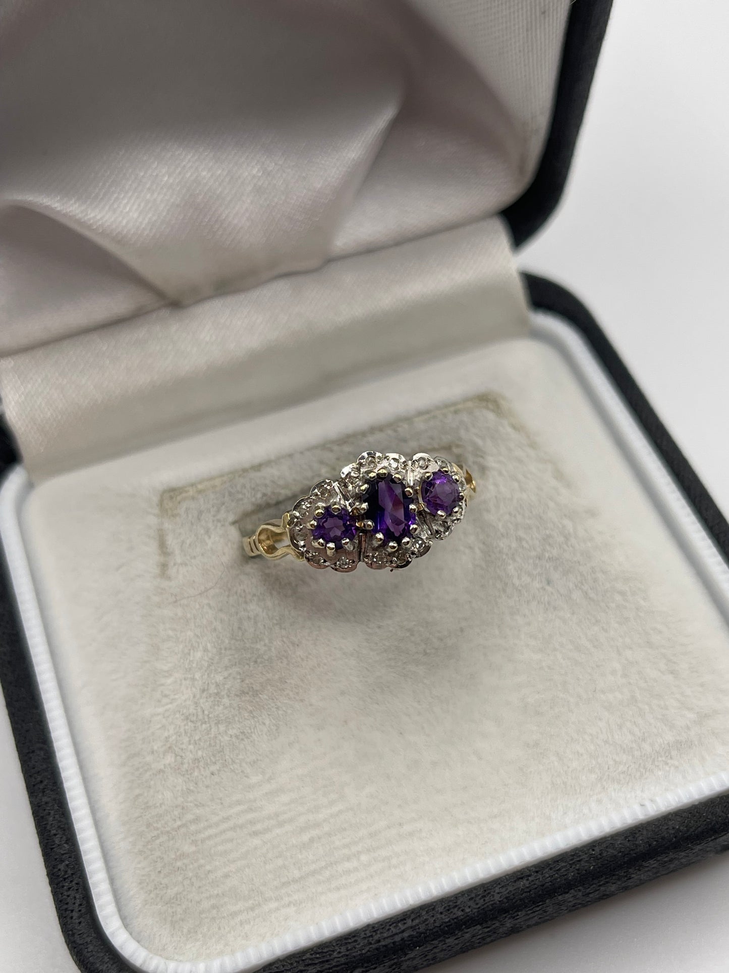 9ct gold amethyst and diamond ring