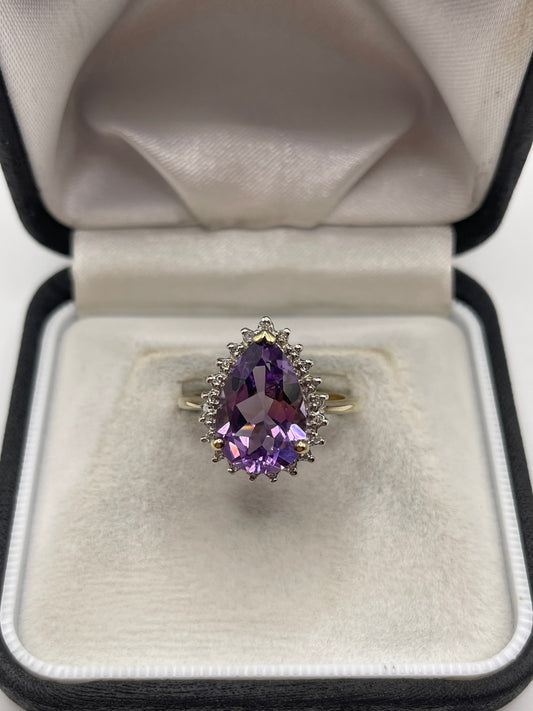 9ct gold amethyst and diamond ring