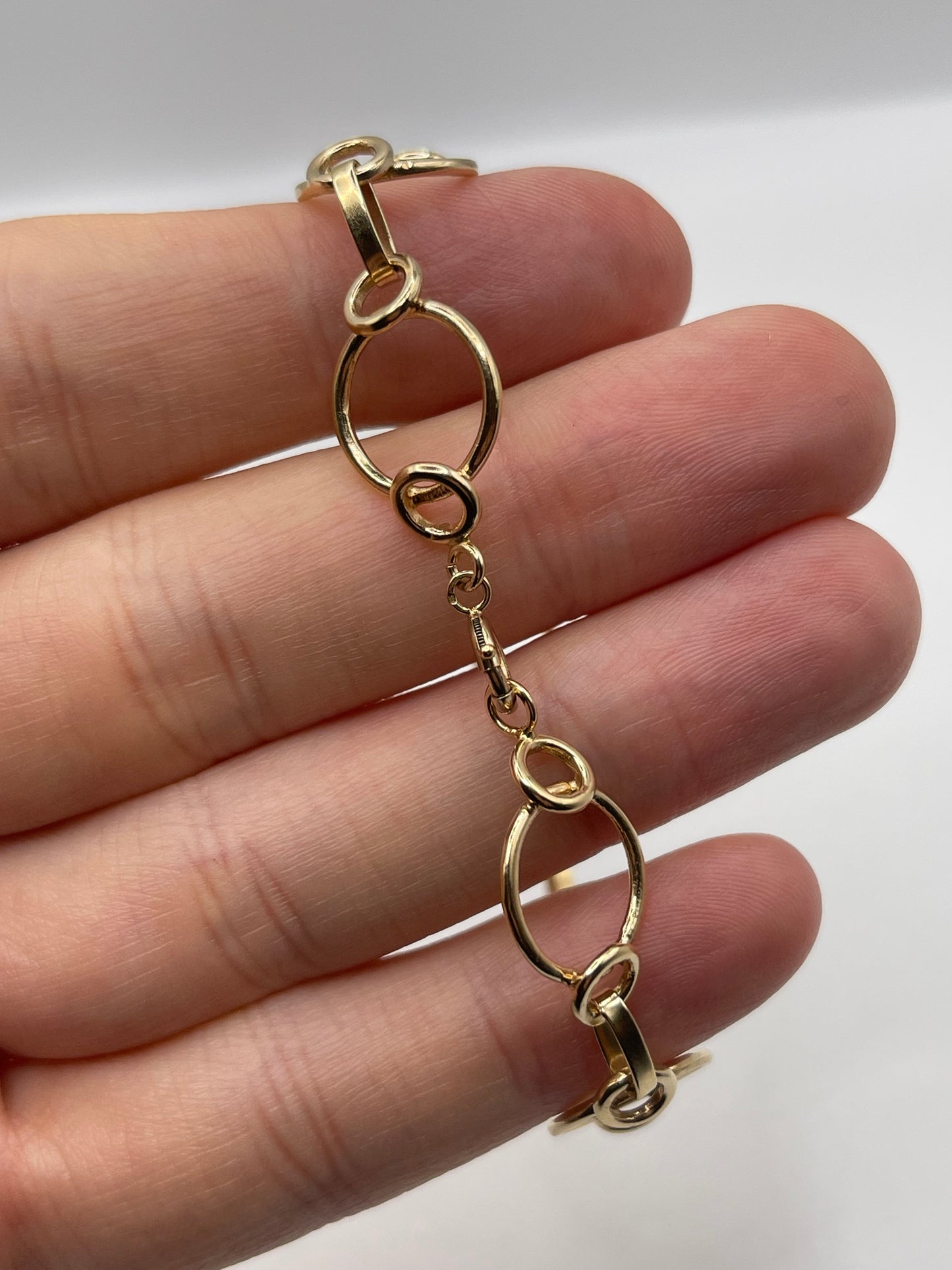 9ct gold bracelet
