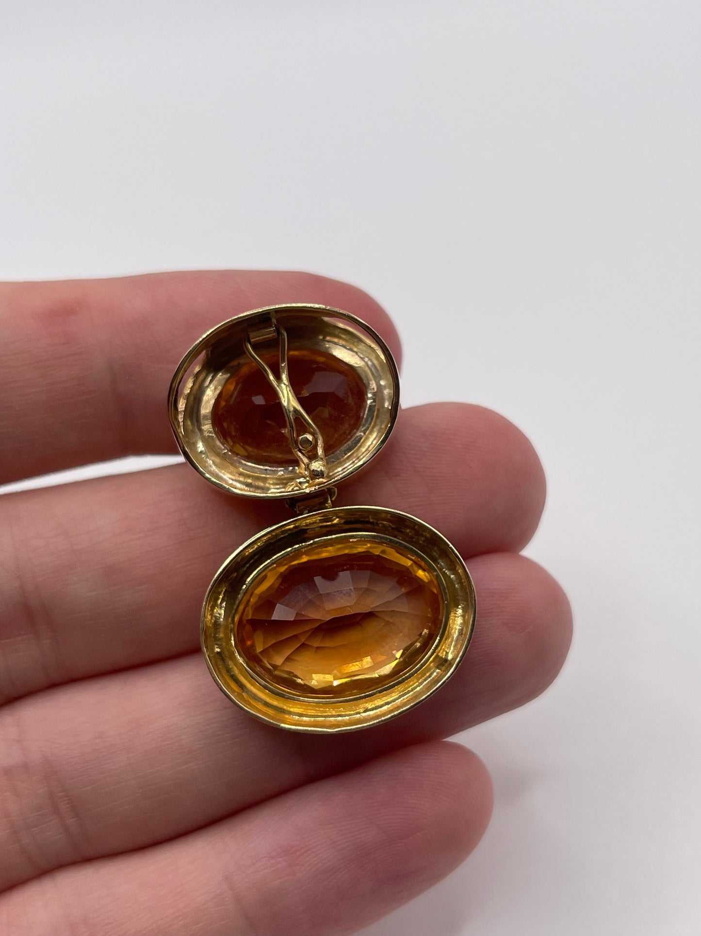 14ct gold citrine pendant