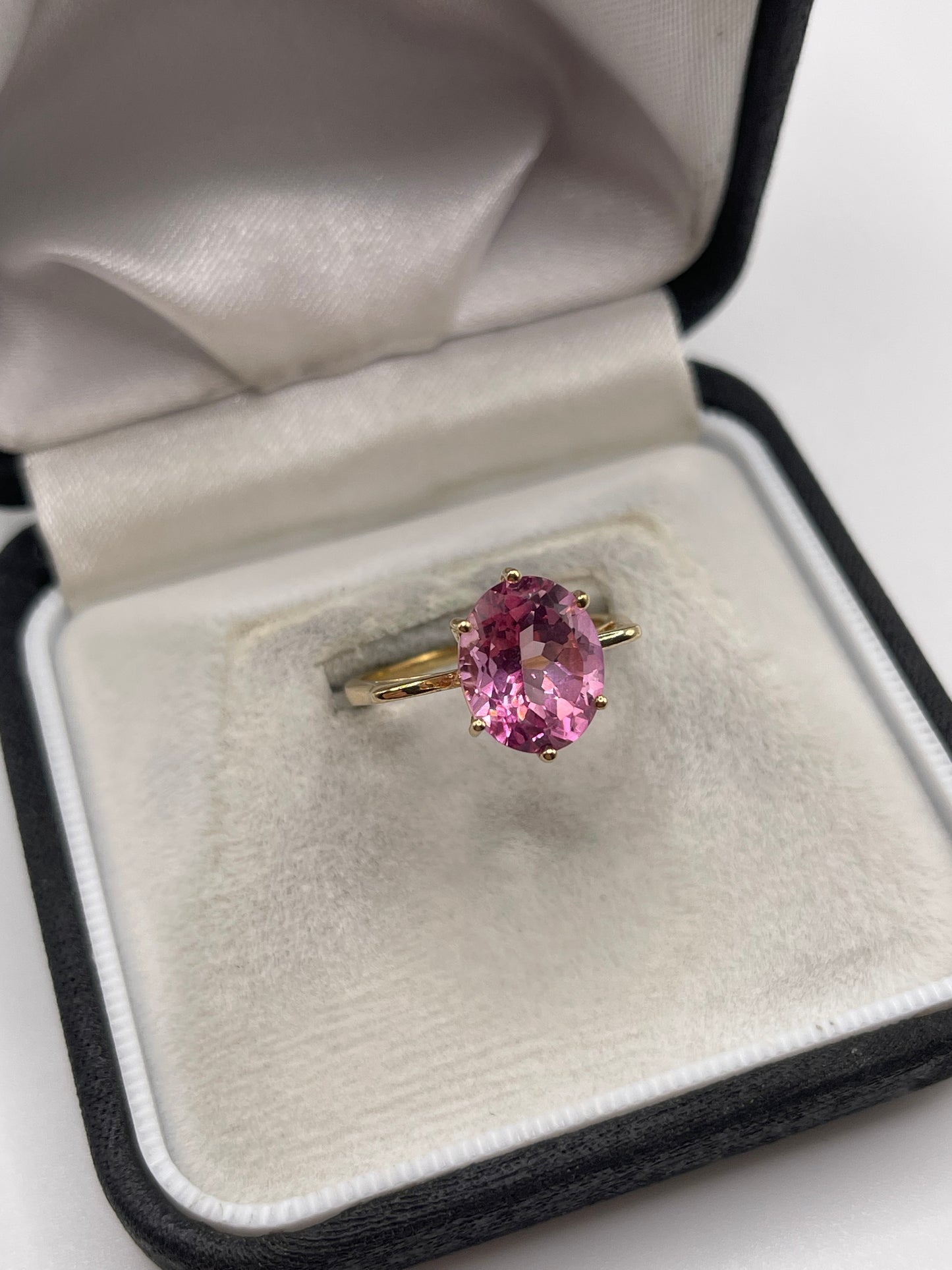 9ct gold pink topaz ring