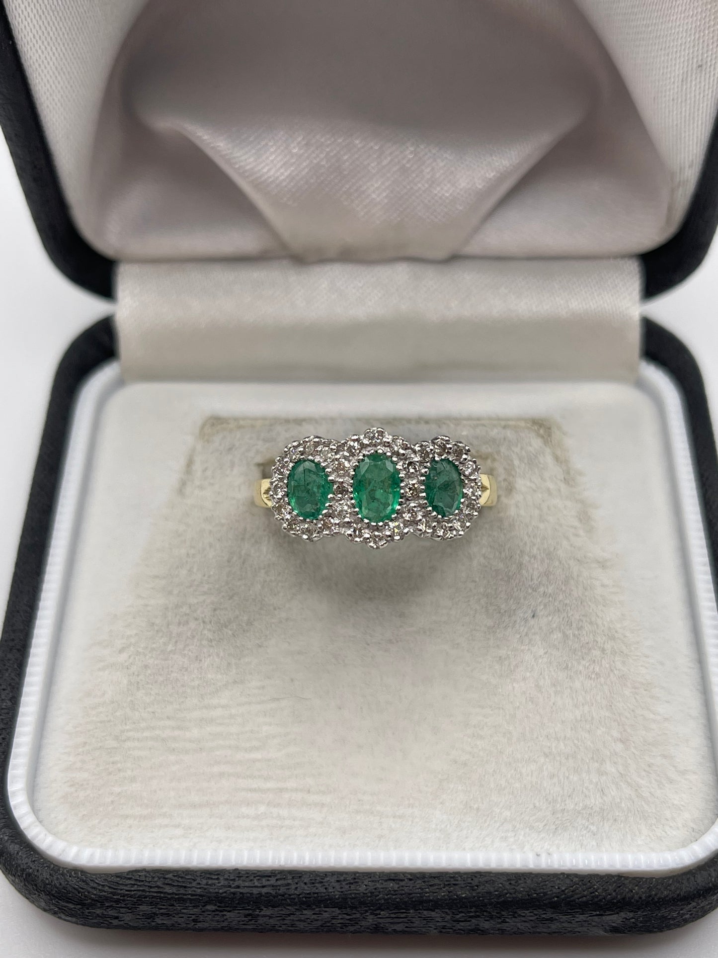 18ct gold emerald and diamond ring