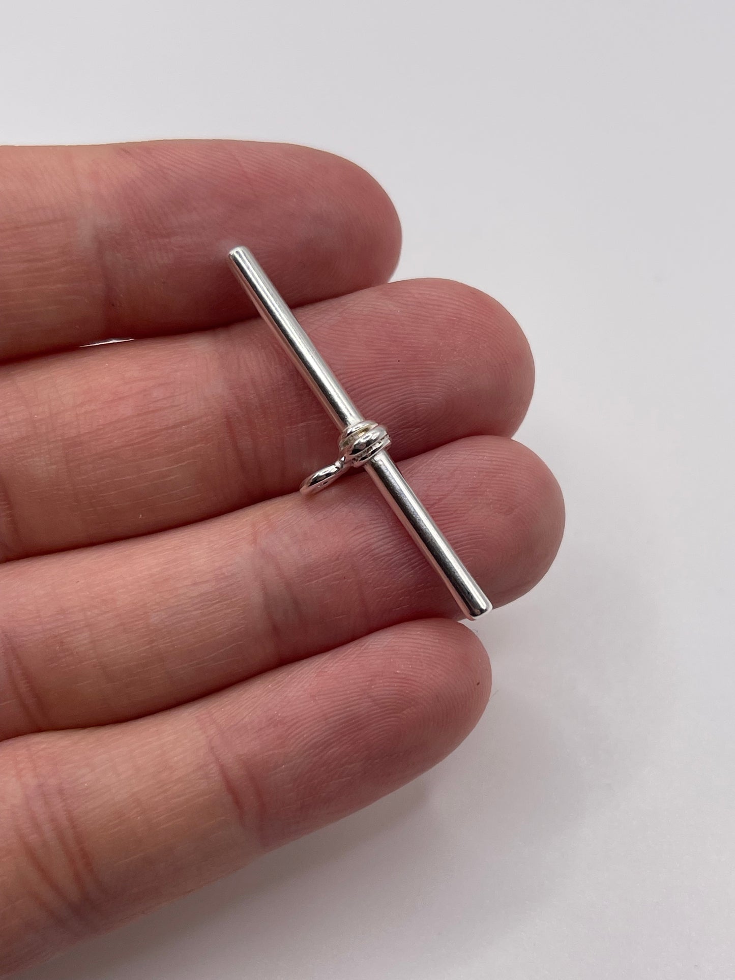 Silver T bar pendant