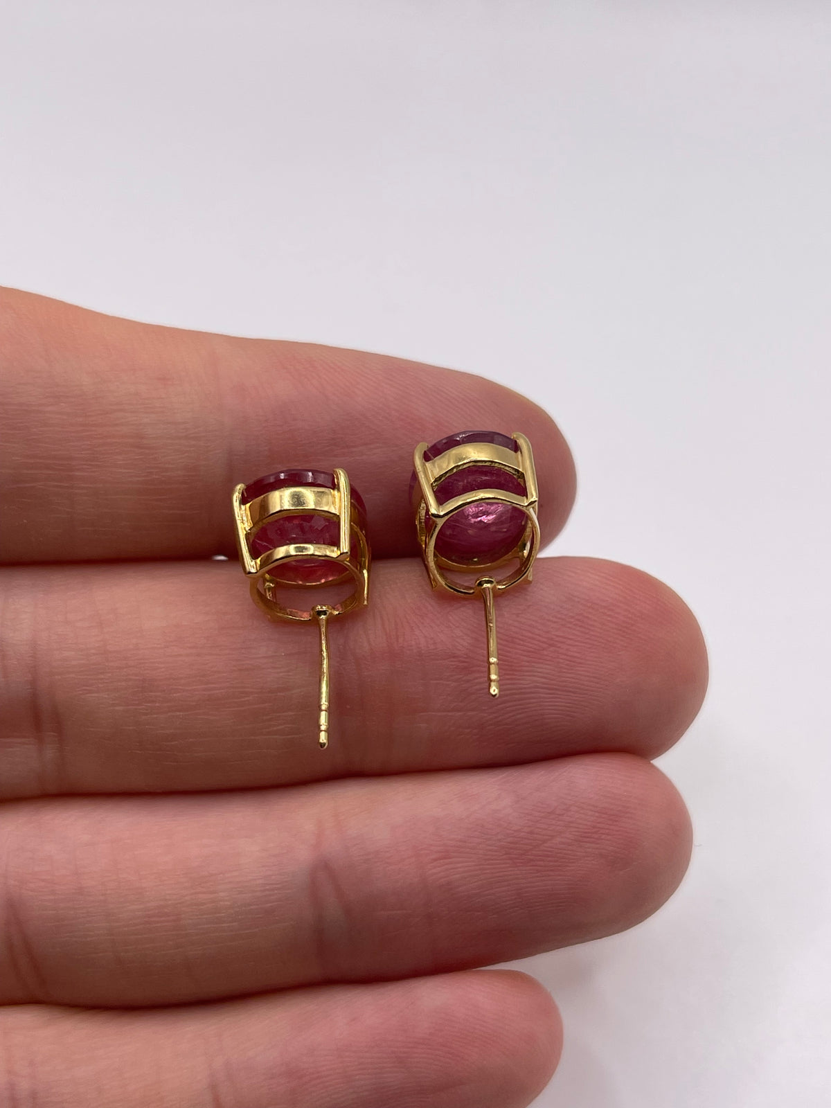 18ct gold ruby earrings