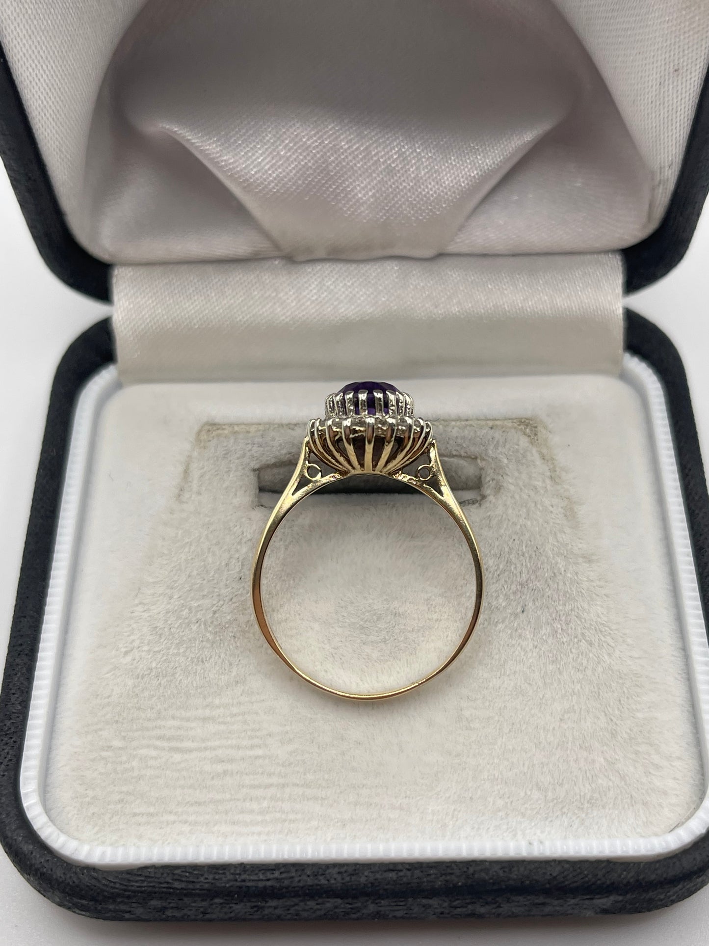 9ct gold amethyst and diamond ring