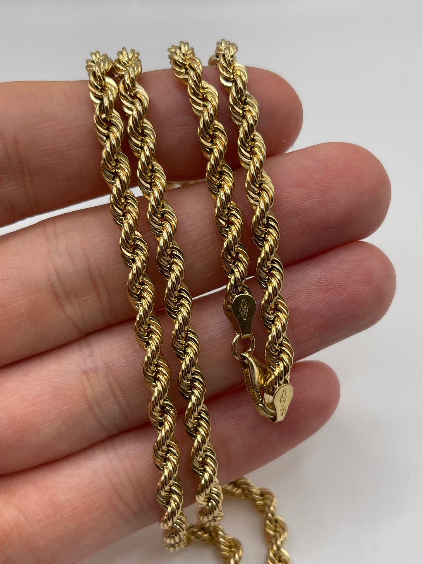 9ct gold chain 508