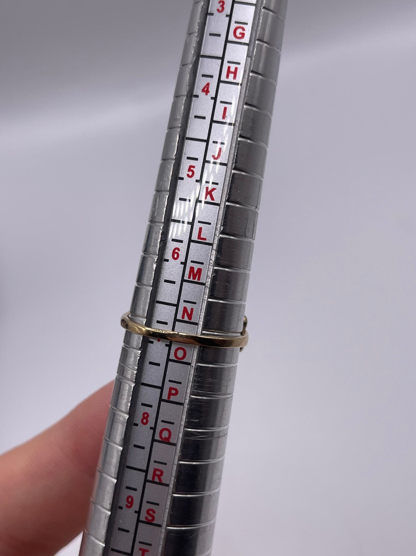 9ct gold diamond cluster ring