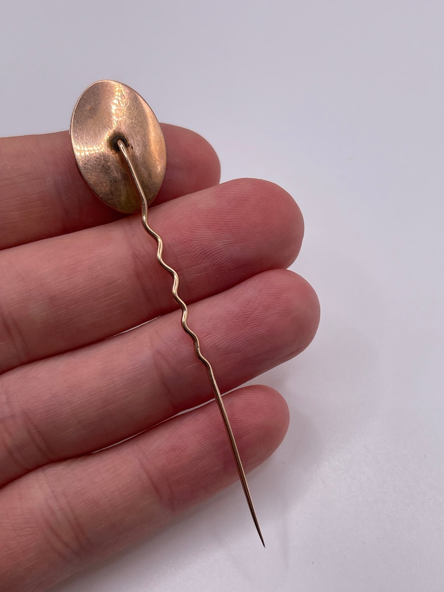 Antique 9ct gold mourning stick pin