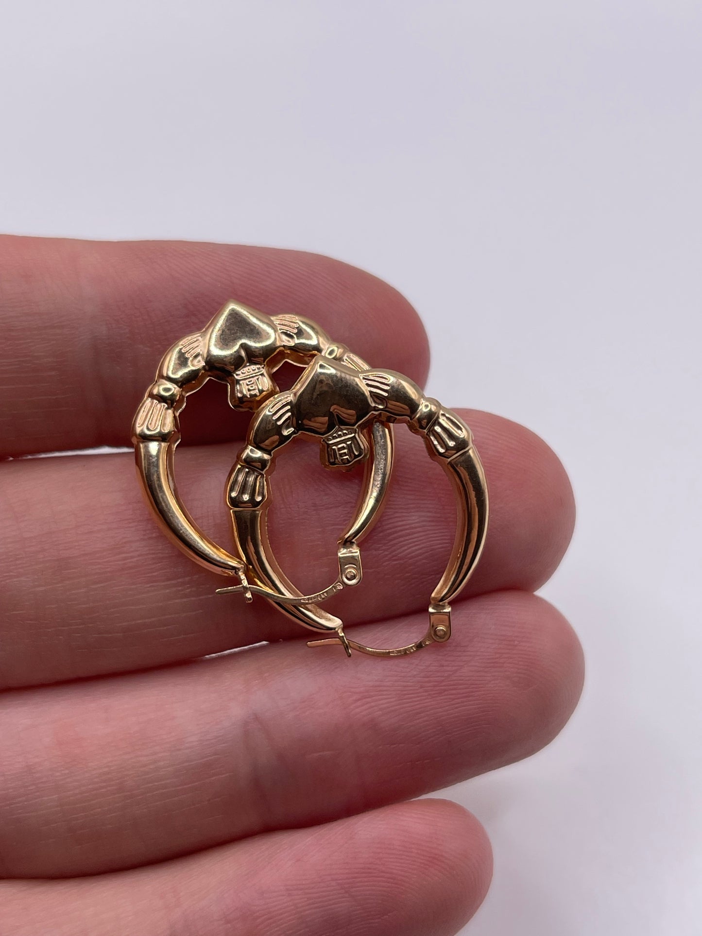 9ct gold claddagh creole earrings
