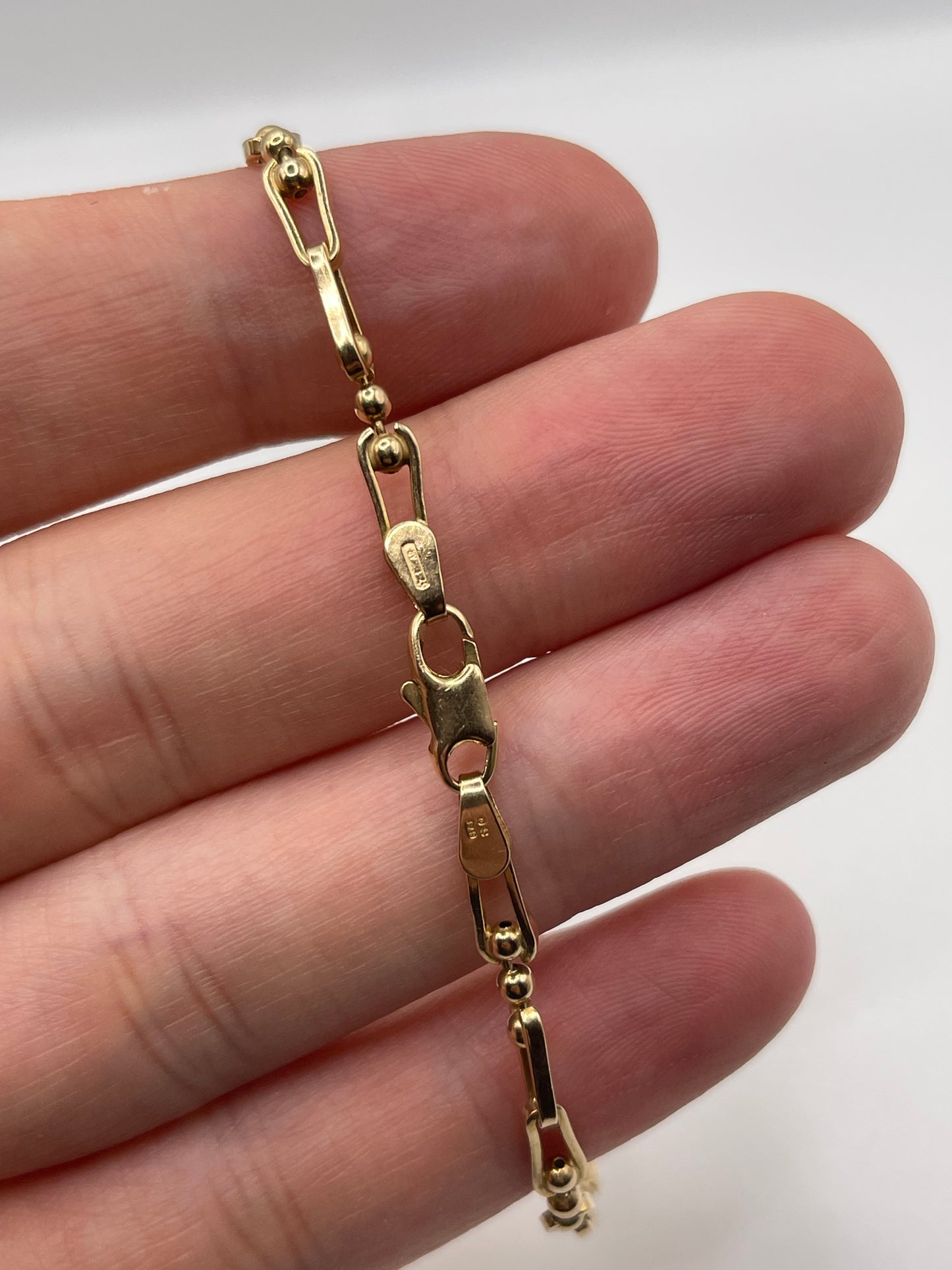 9ct gold bracelet