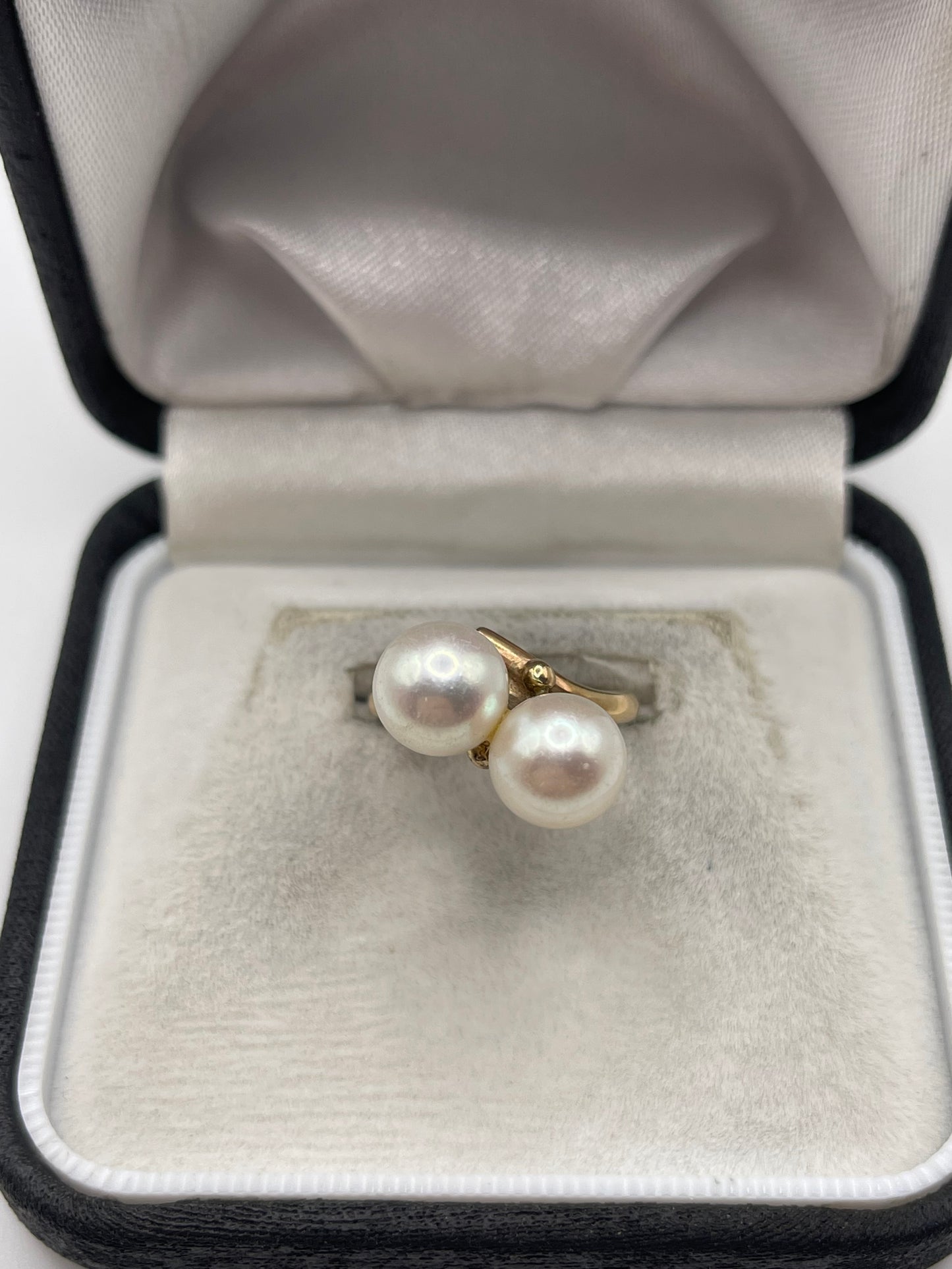 9ct gold pearl twist ring