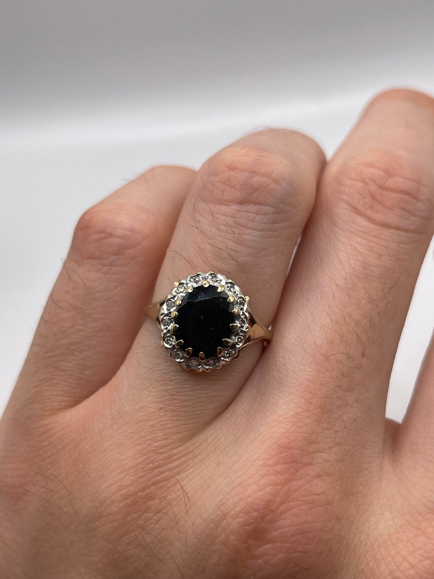 9ct gold sapphire and diamond ring