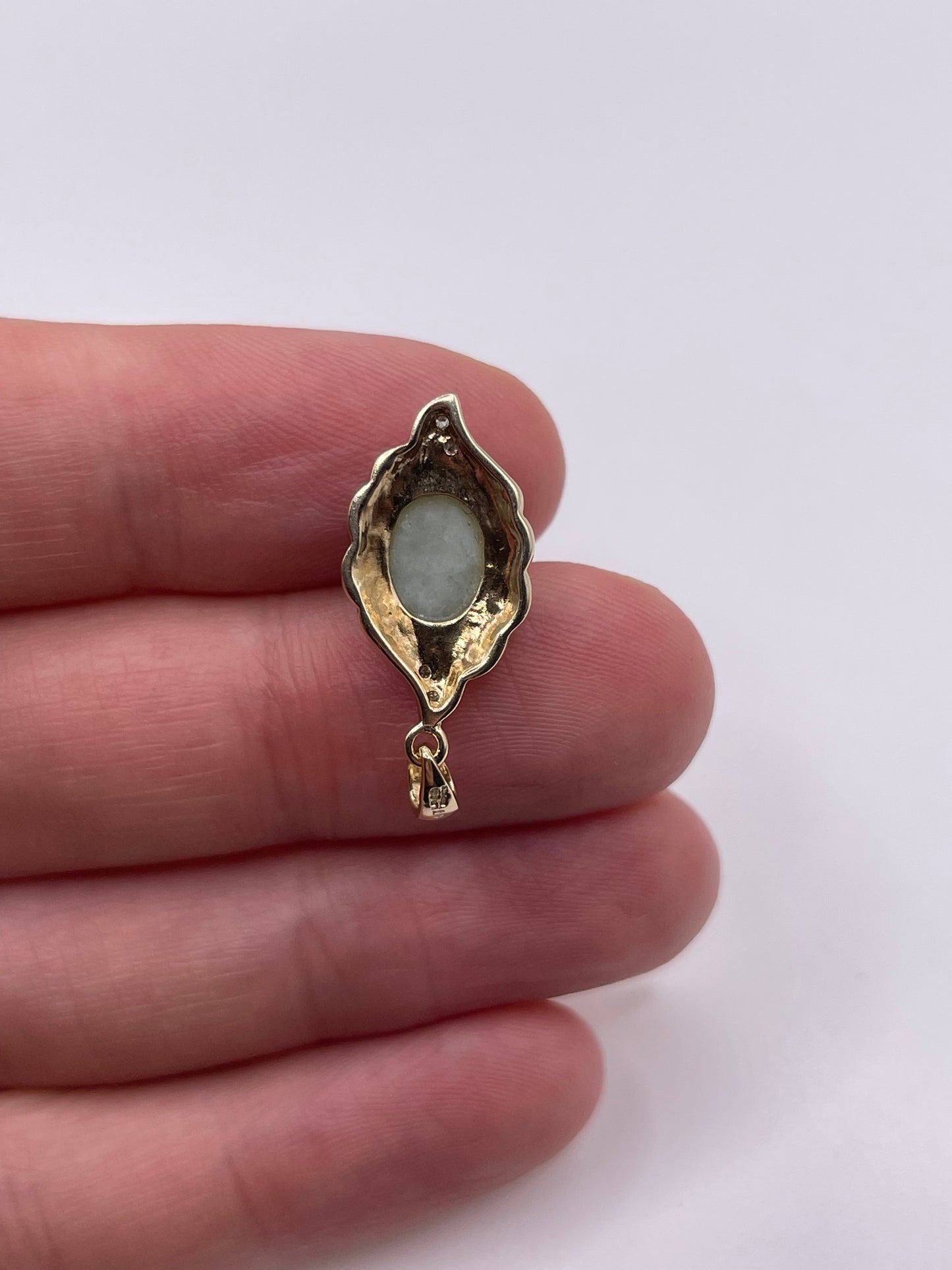 9ct gold jade and diamond pendant