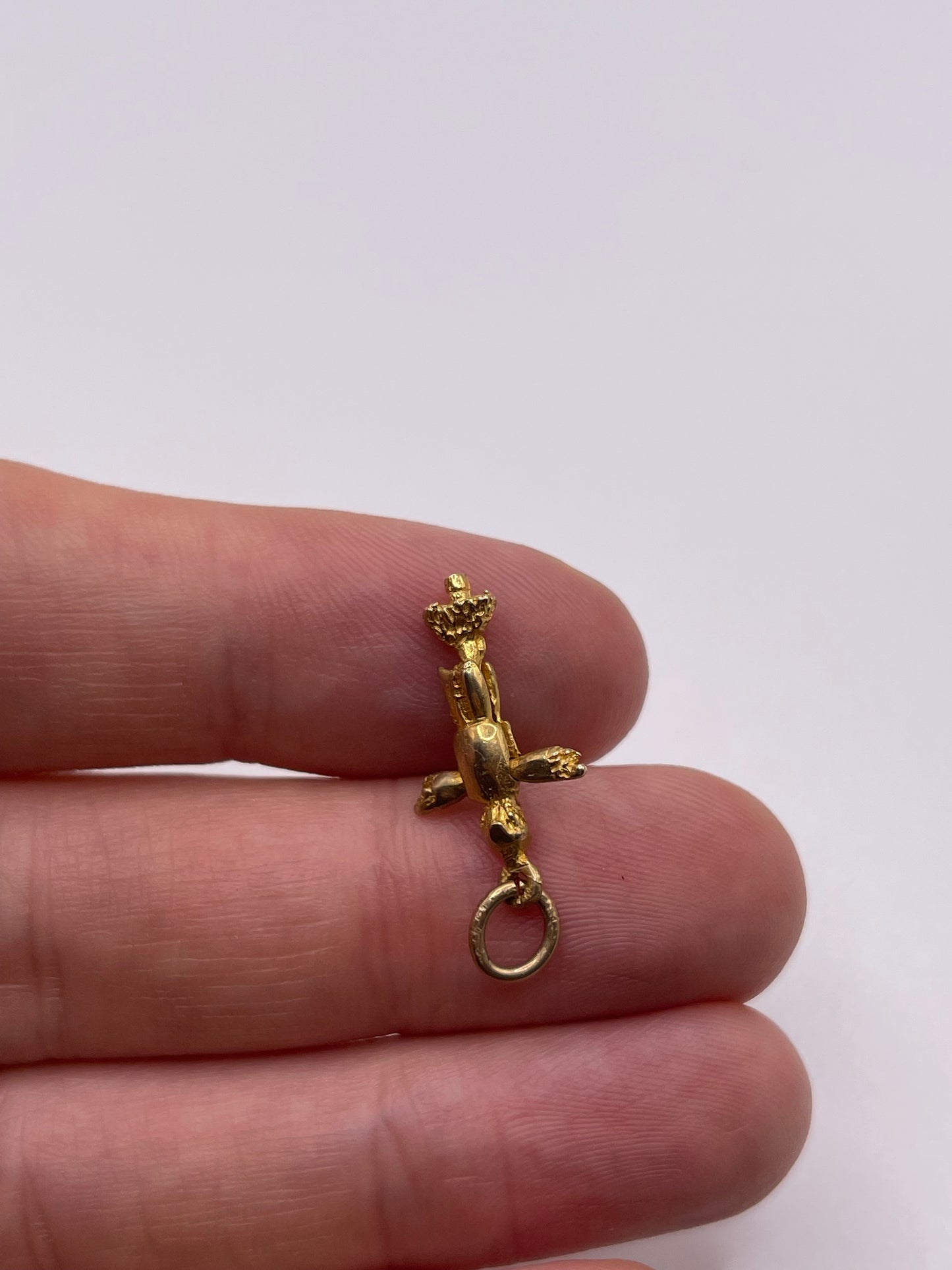 9ct gold scarecrow charm