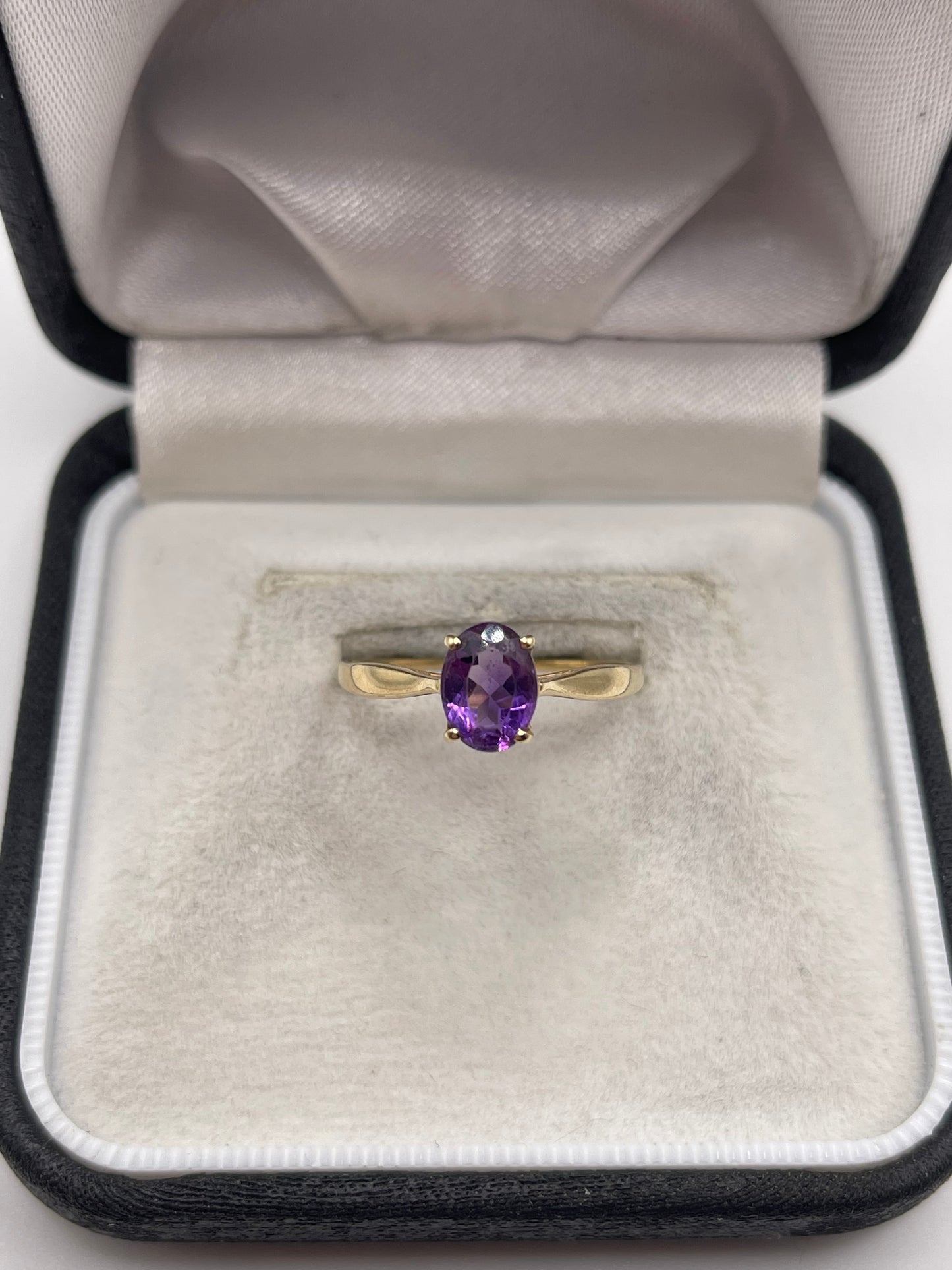 9ct gold amethyst ring