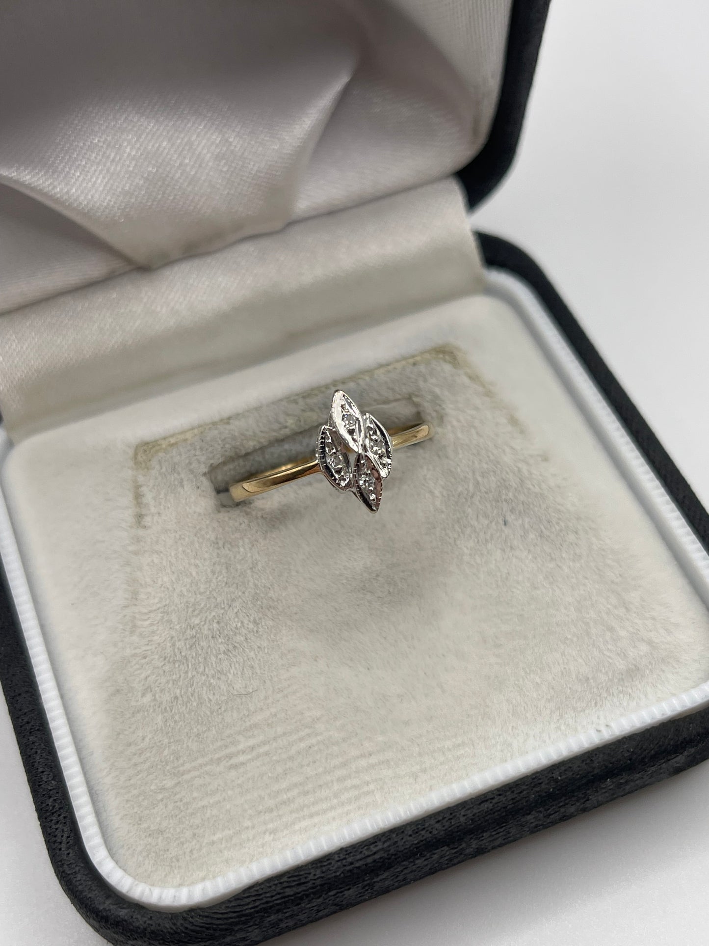 9ct gold diamond cluster ring