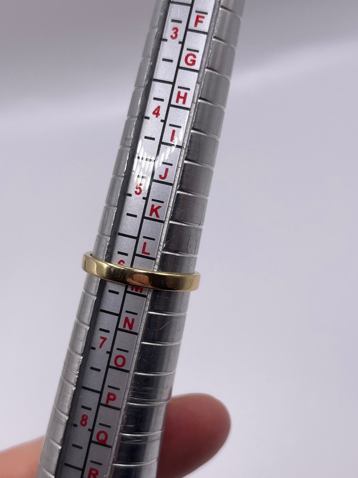 18ct gold diamond ring