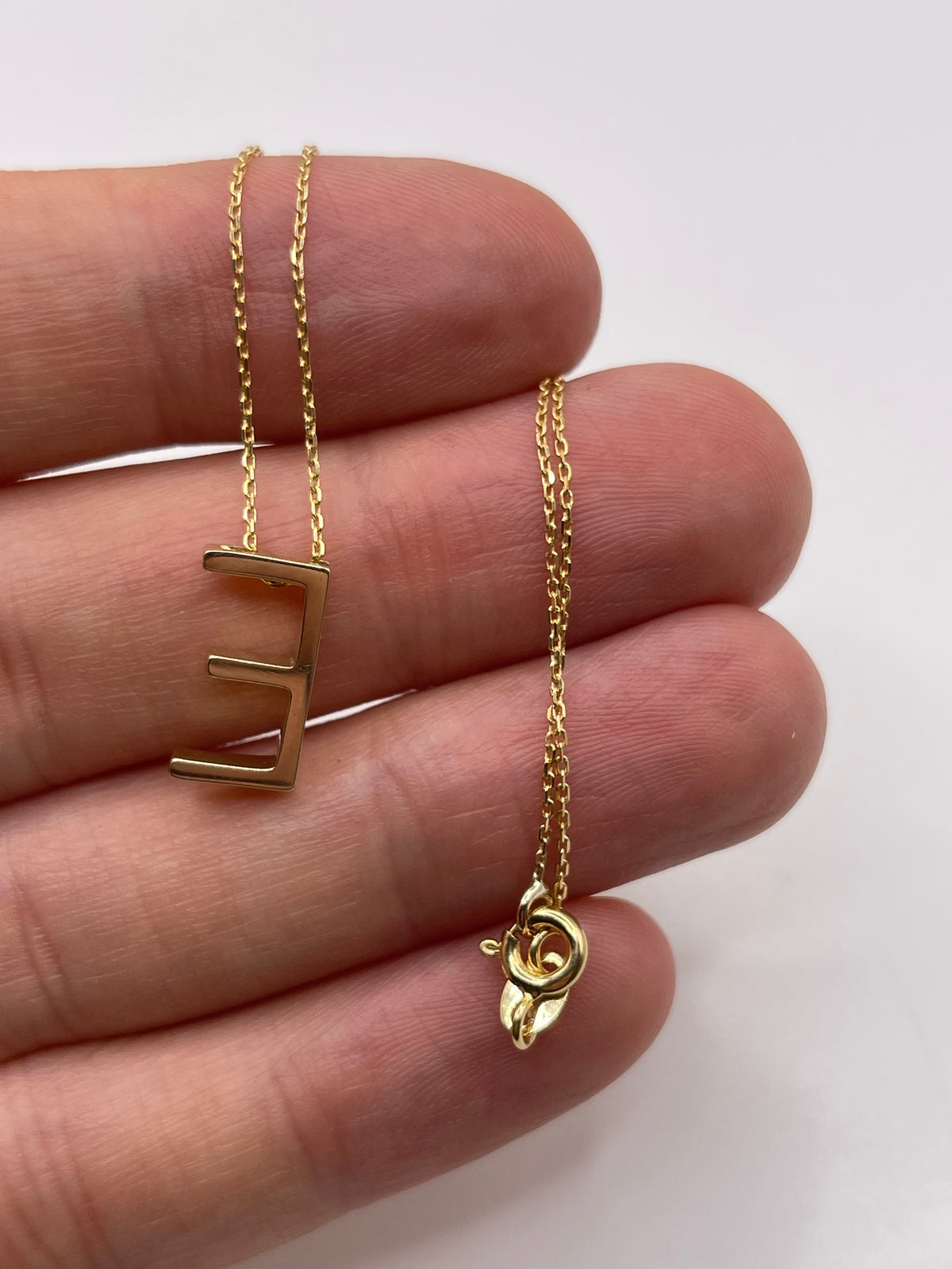 9ct gold initial E necklace