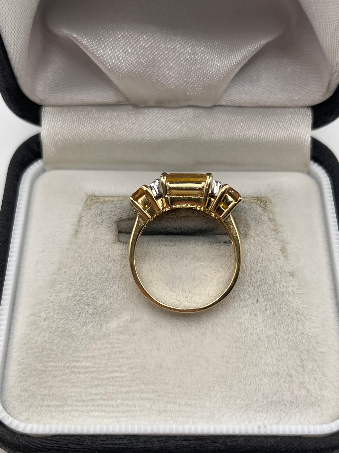 9ct gold citrine and diamond ring