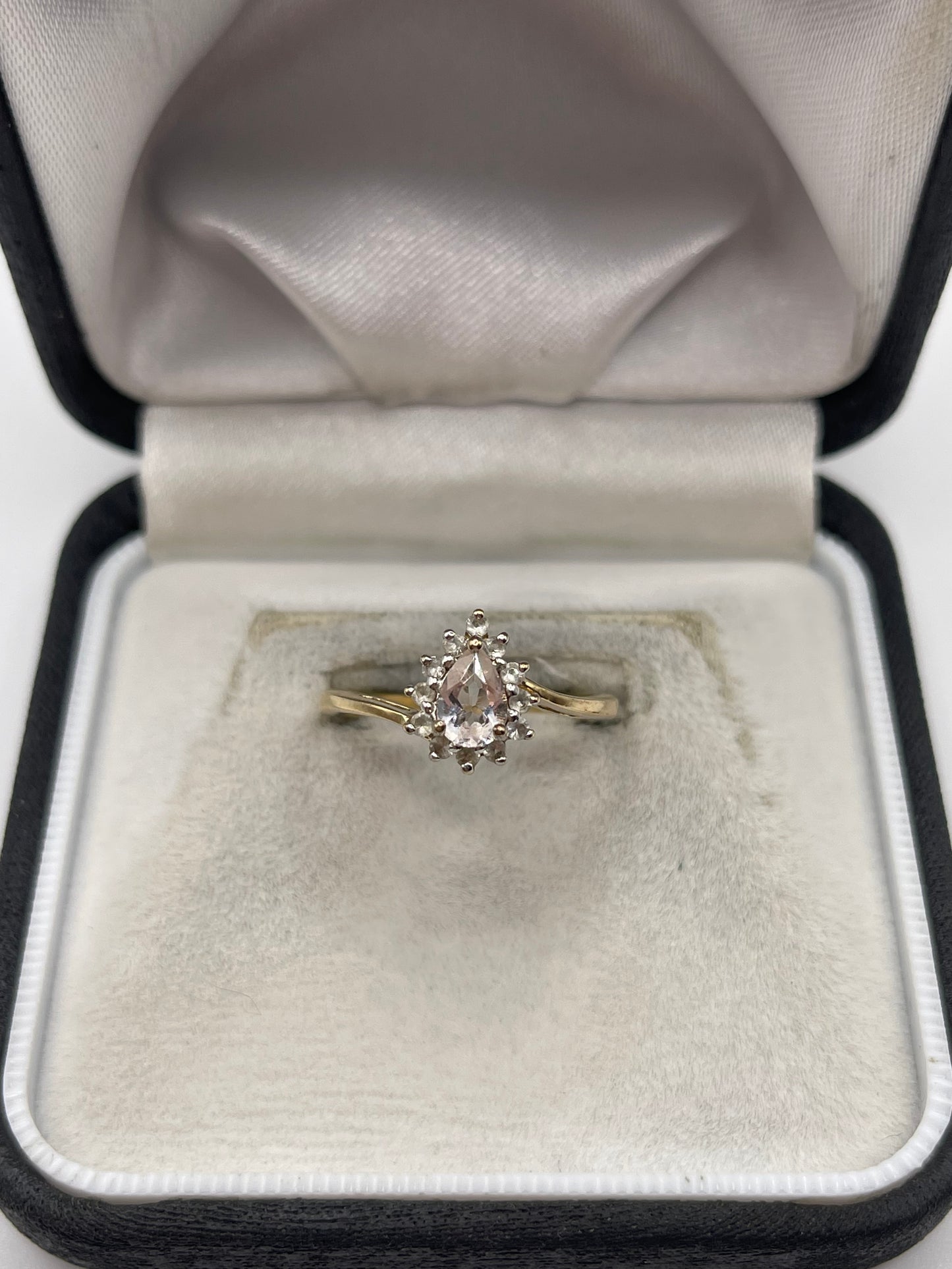 9ct gold pale morganite and zircon ring