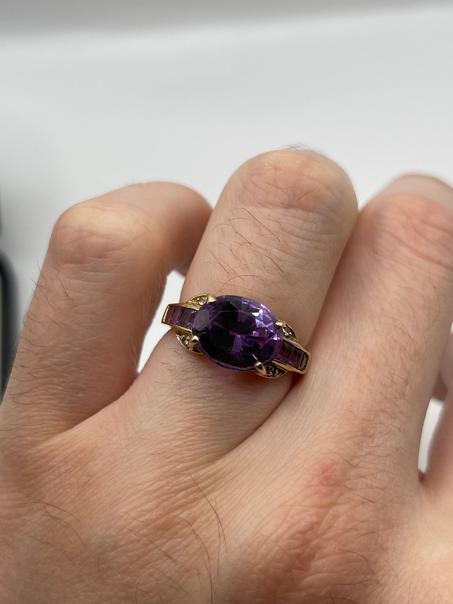 9ct gold amethyst and diamond ring